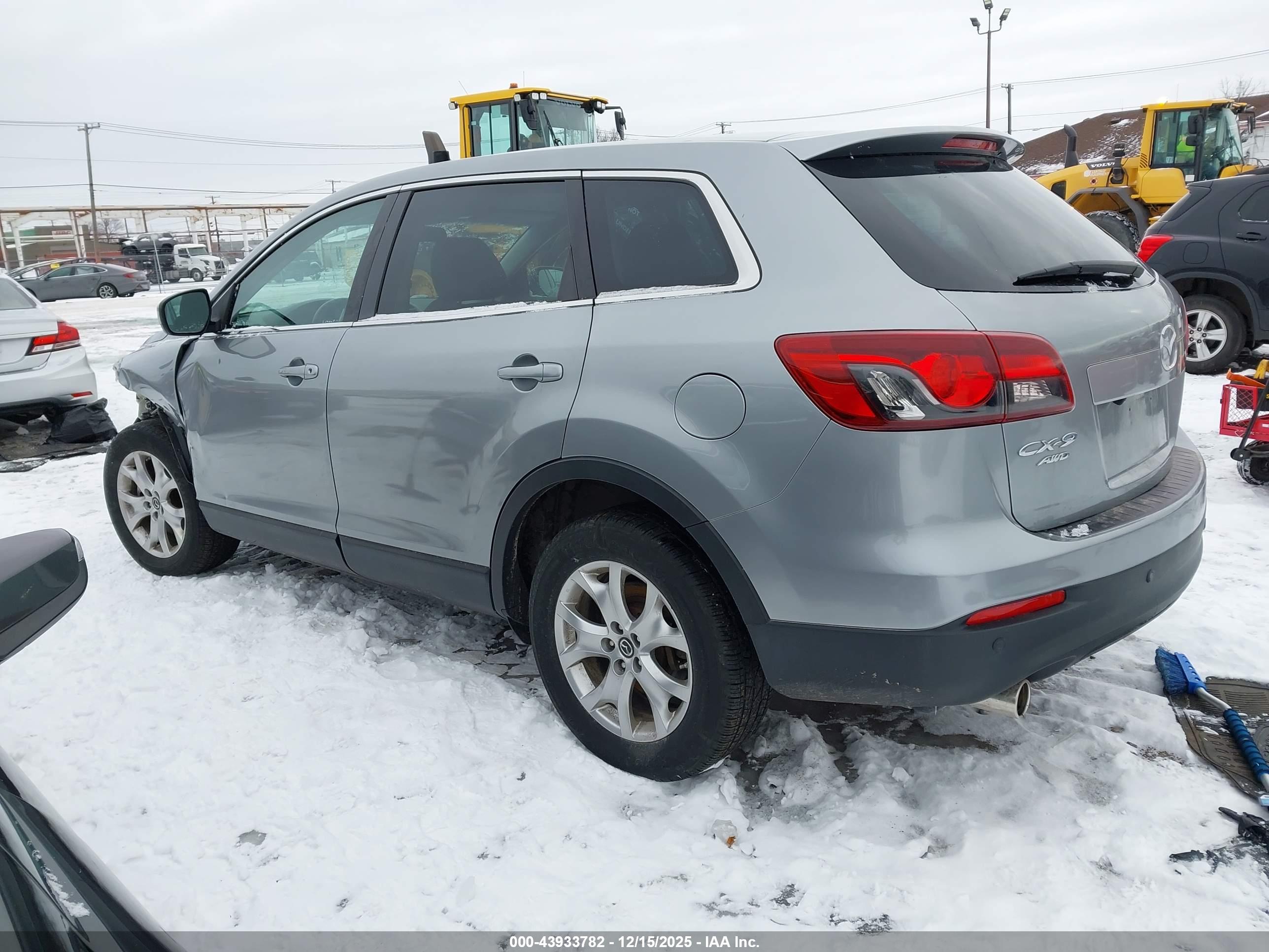 MAZDA CX-9 image 3