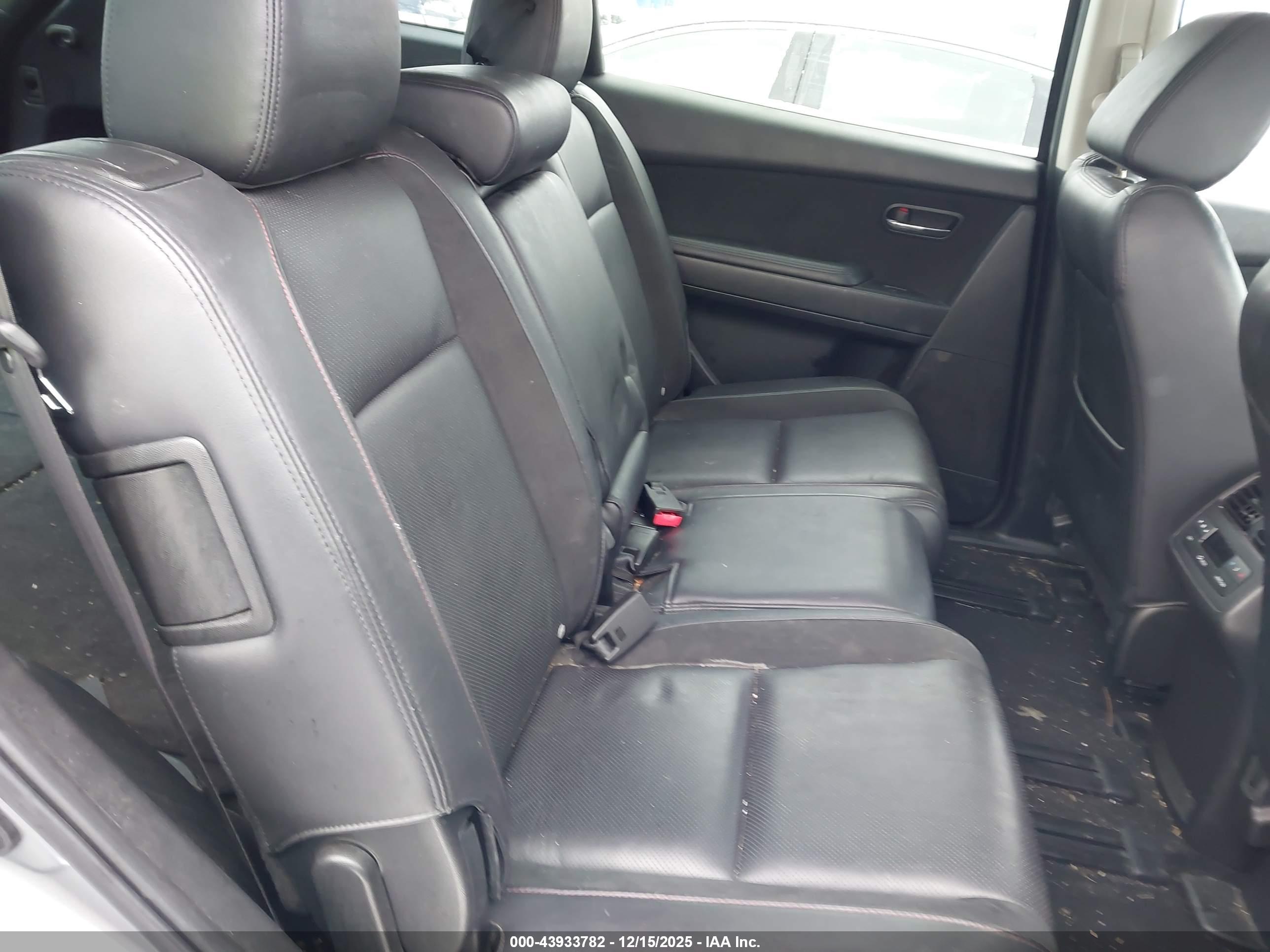 MAZDA CX-9 image 8