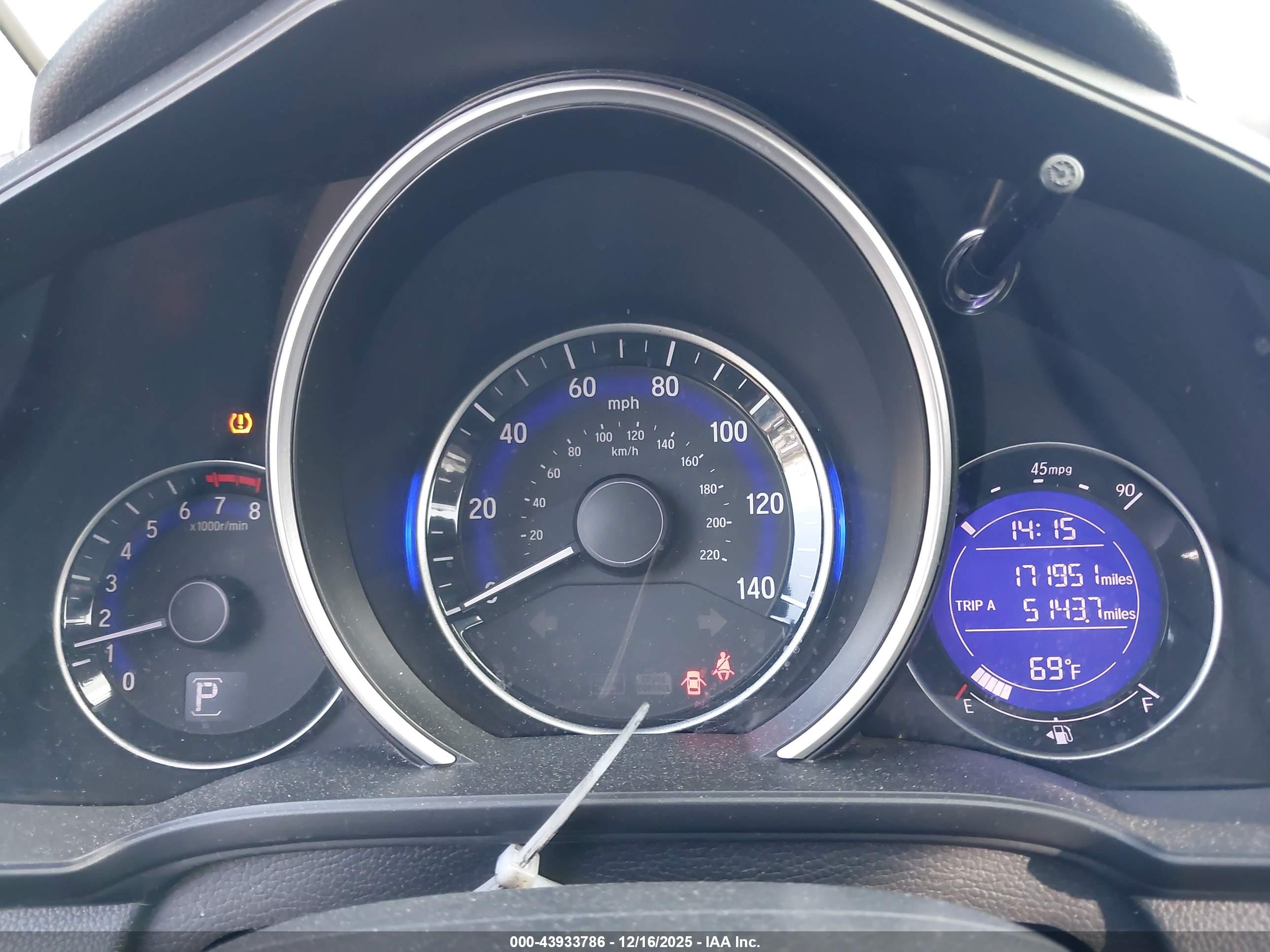 HONDA FIT image 7