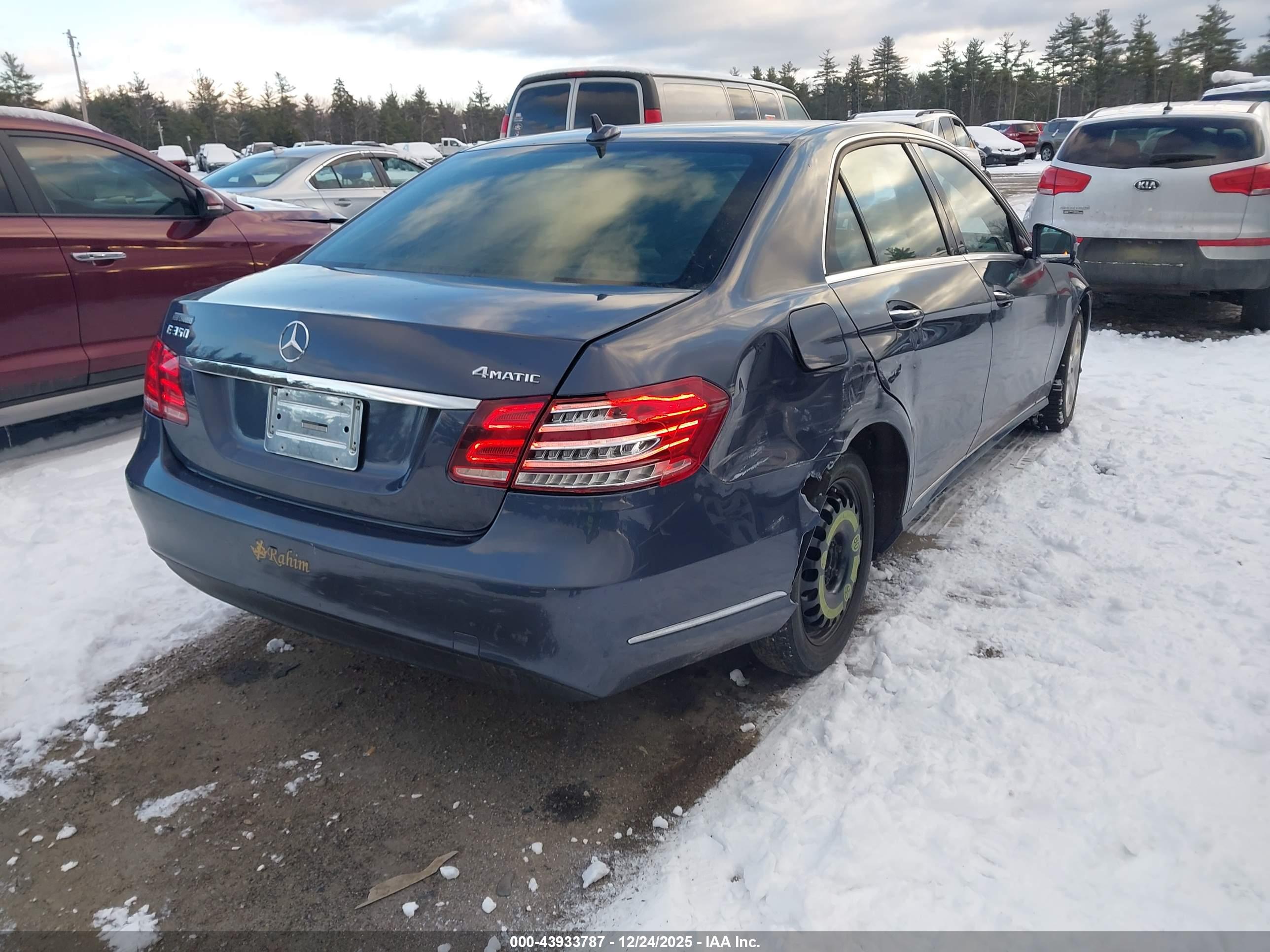 MERCEDES-BENZ E image 4