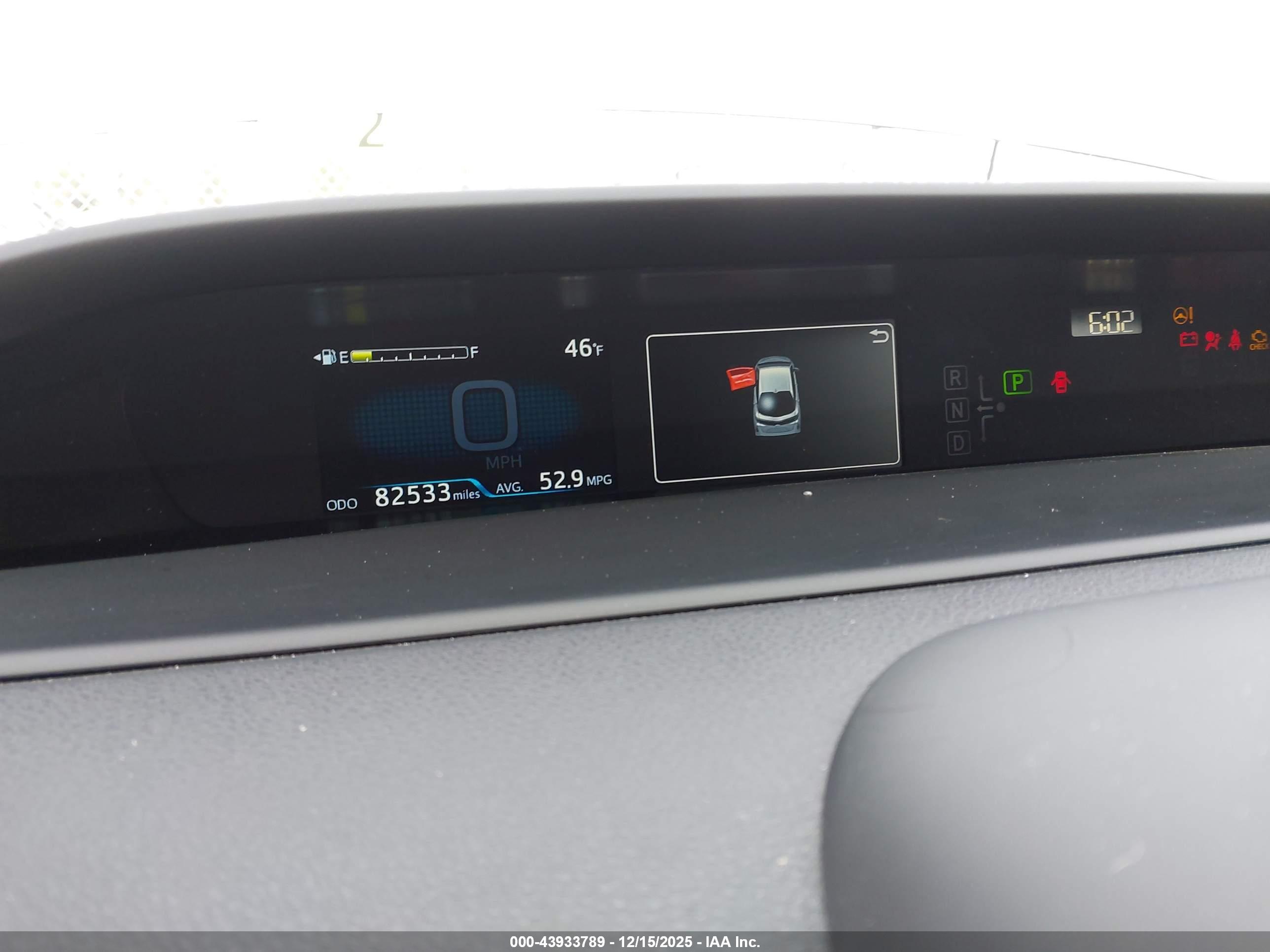 TOYOTA PRIUS image 7