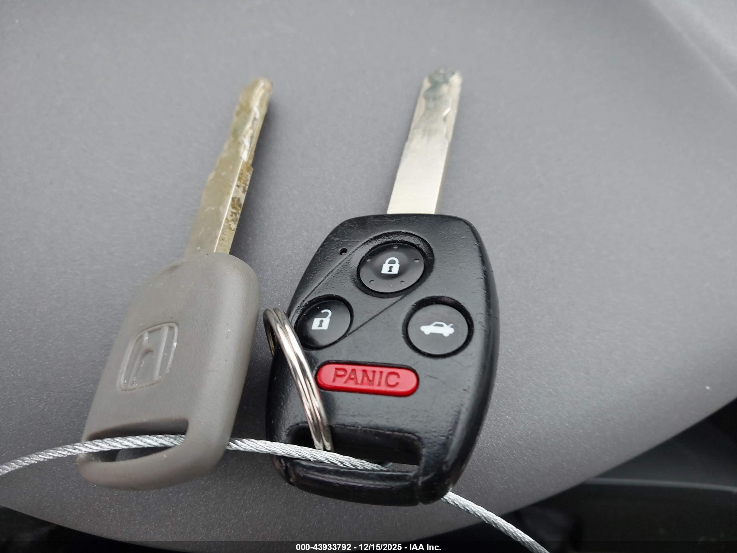 HONDA CIVIC image 11