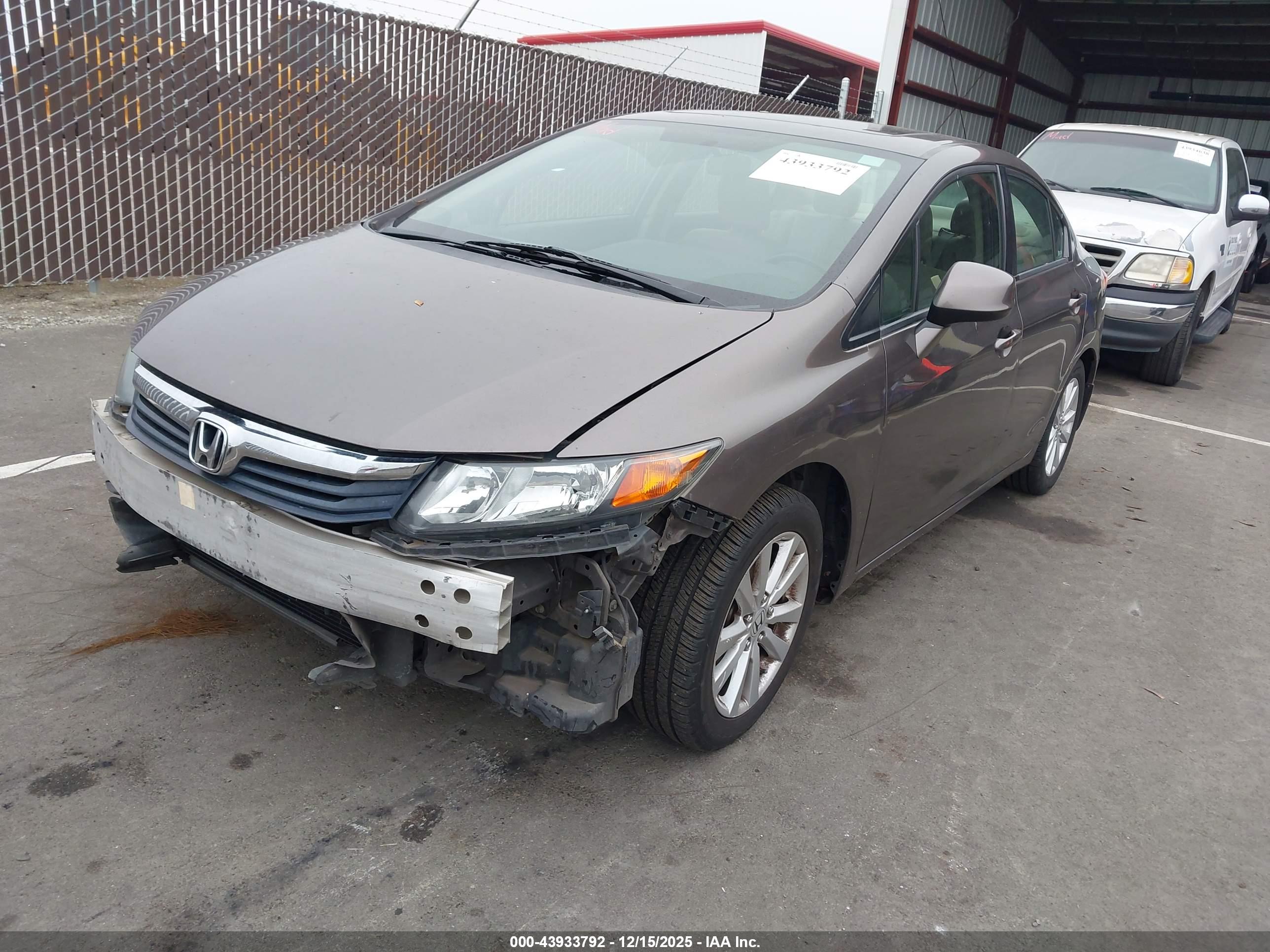 HONDA CIVIC image 2