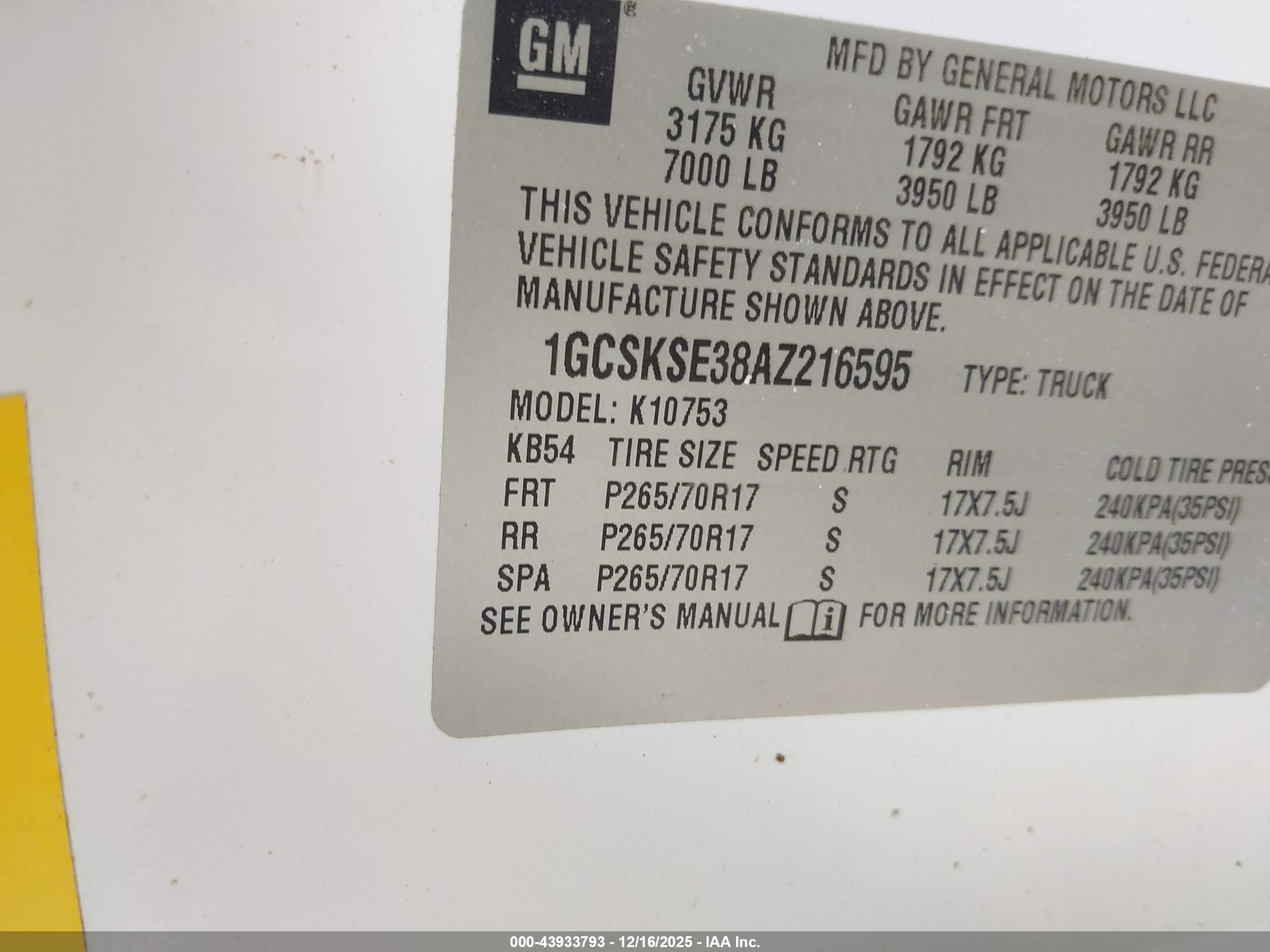 CHEVROLET SILVERADO image 9