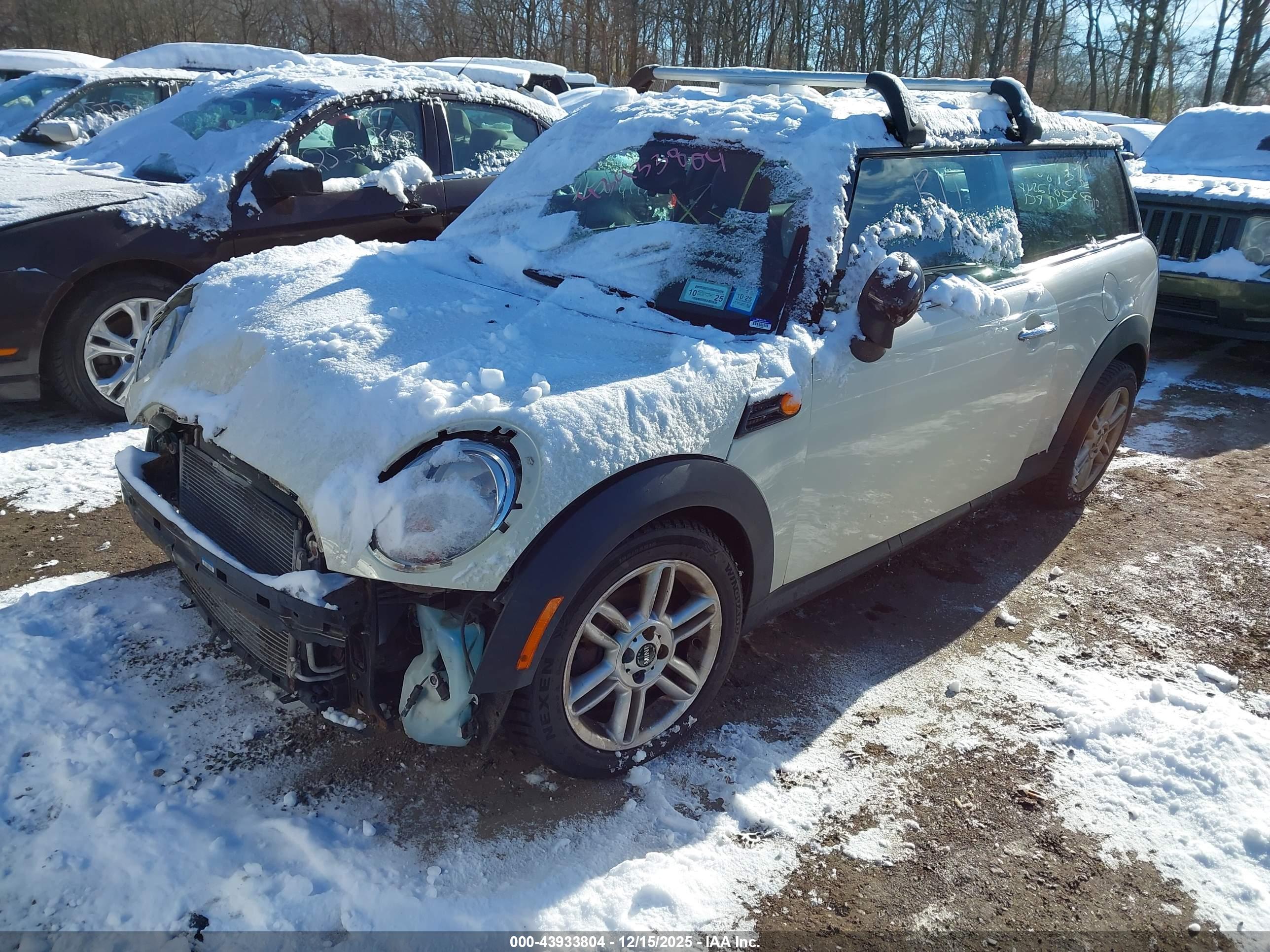 MINI COOPER image 2