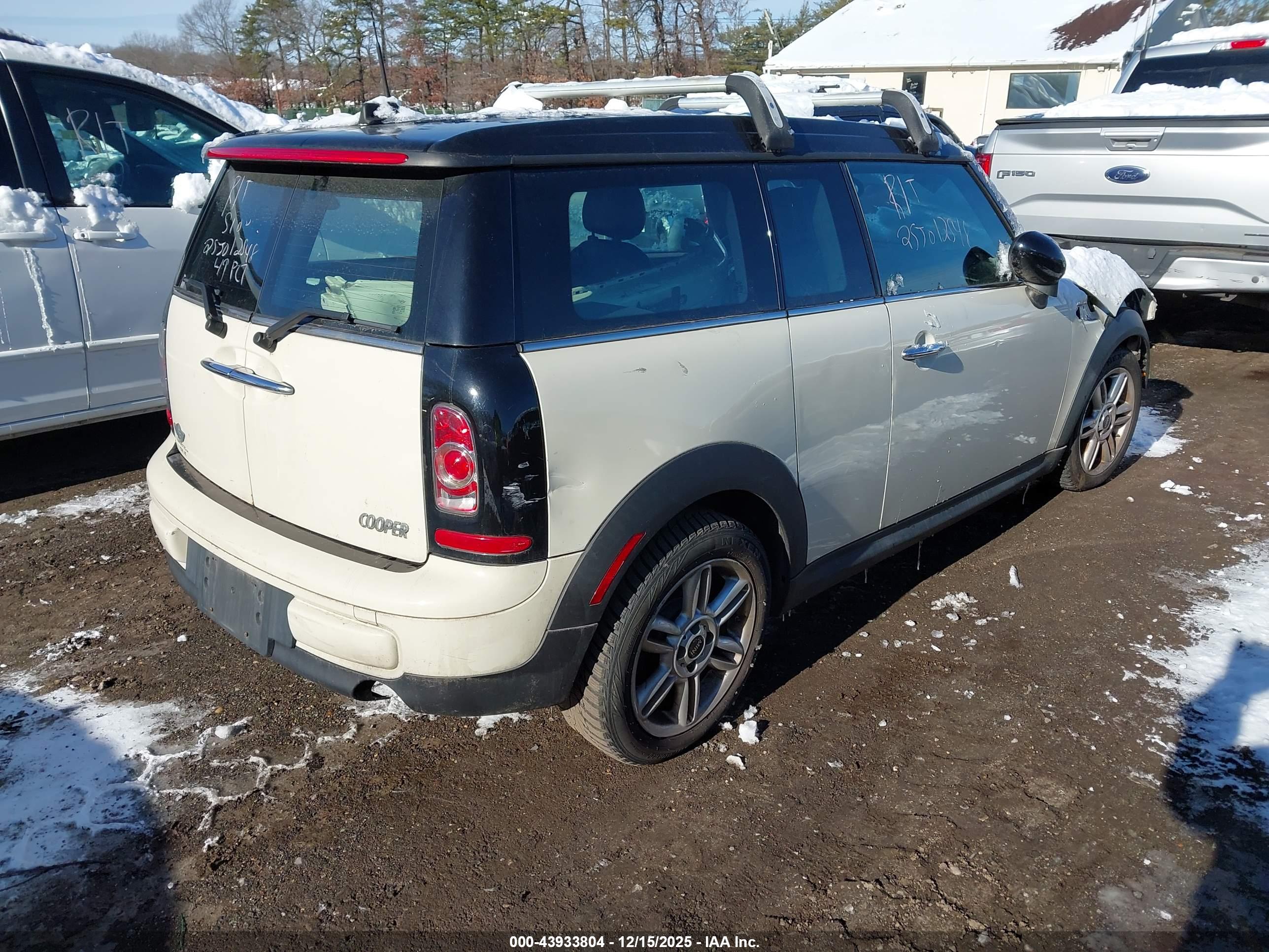 MINI COOPER image 4