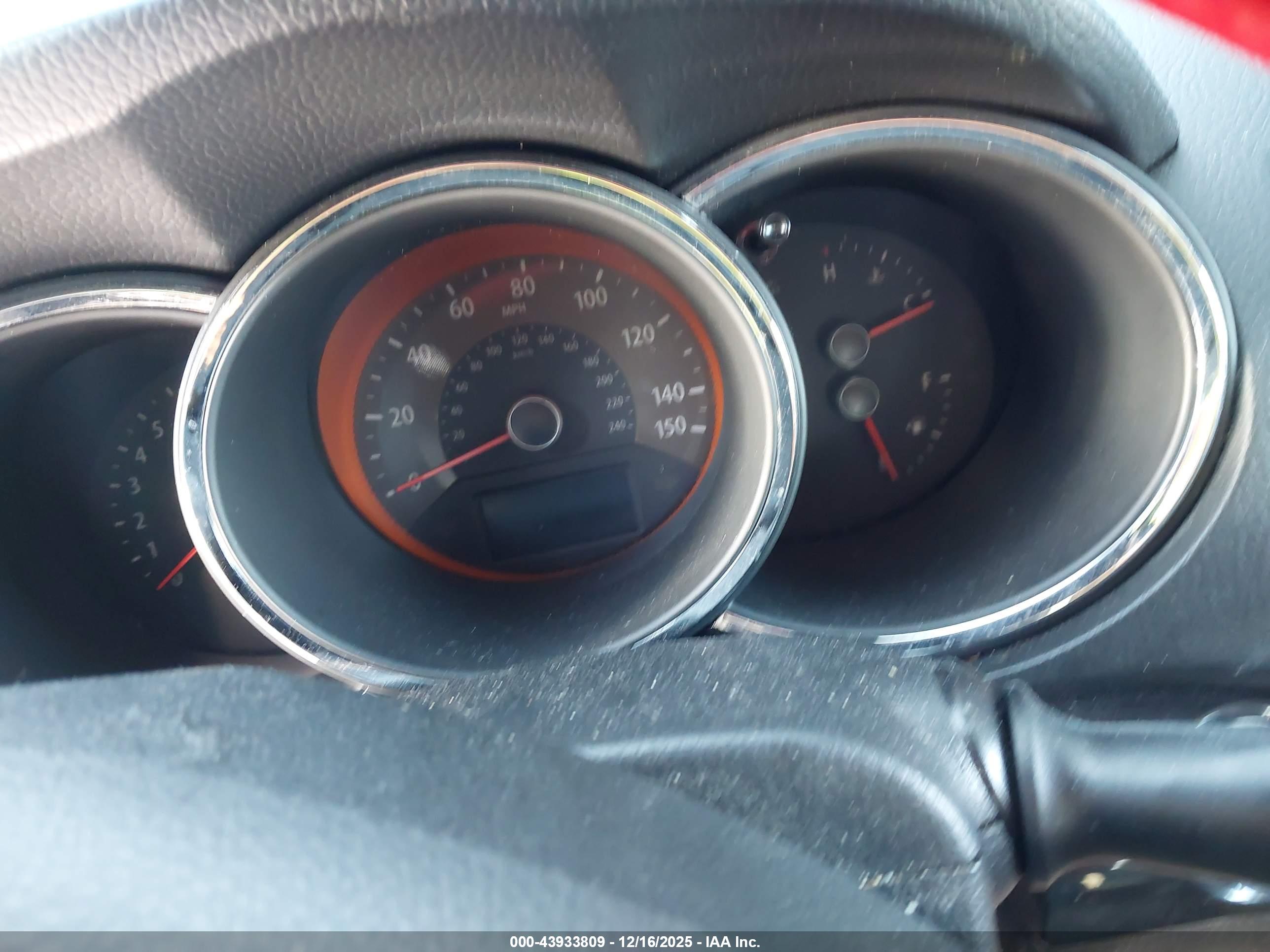 KIA SORENTO image 7