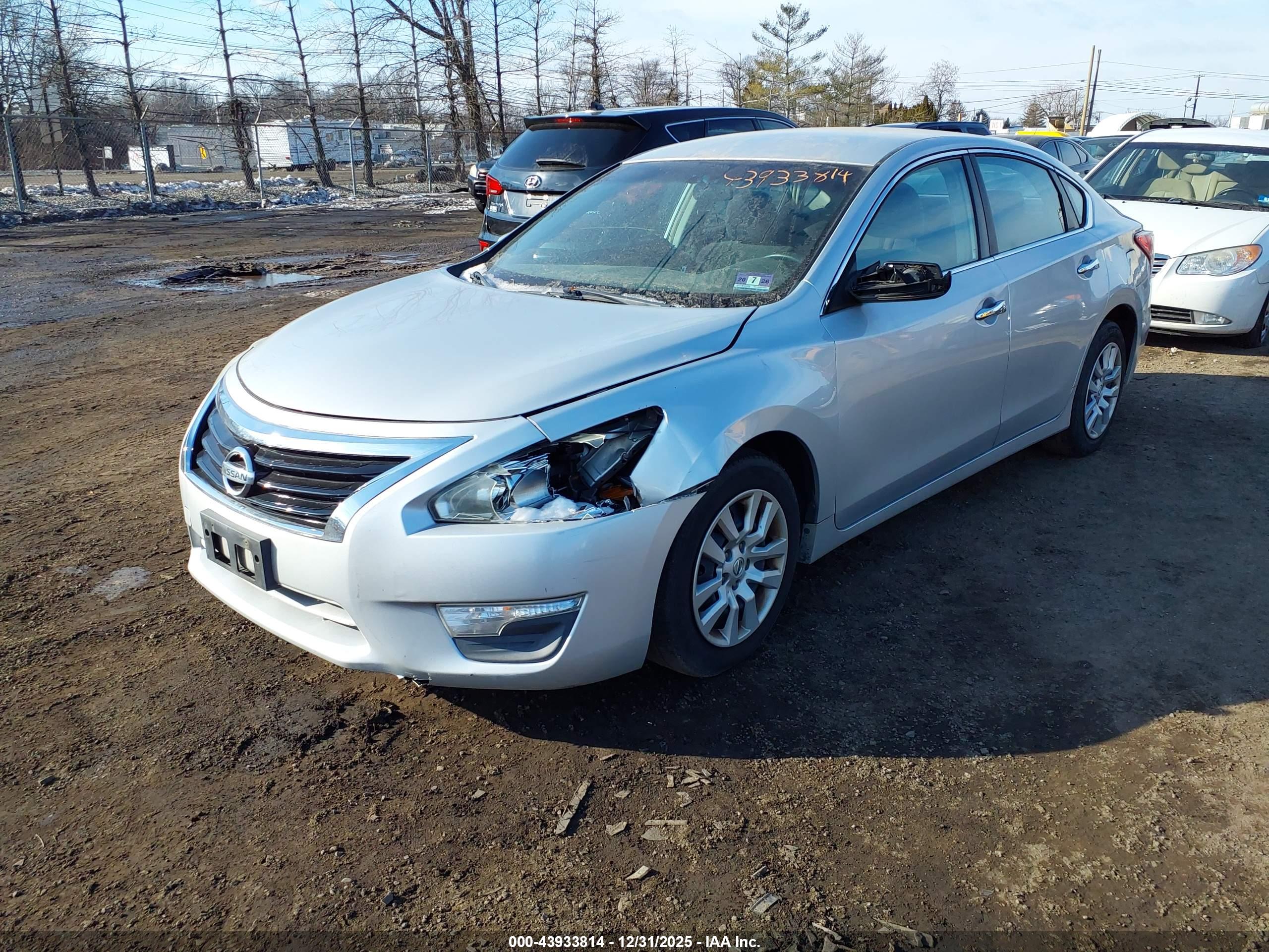 NISSAN ALTIMA image 2