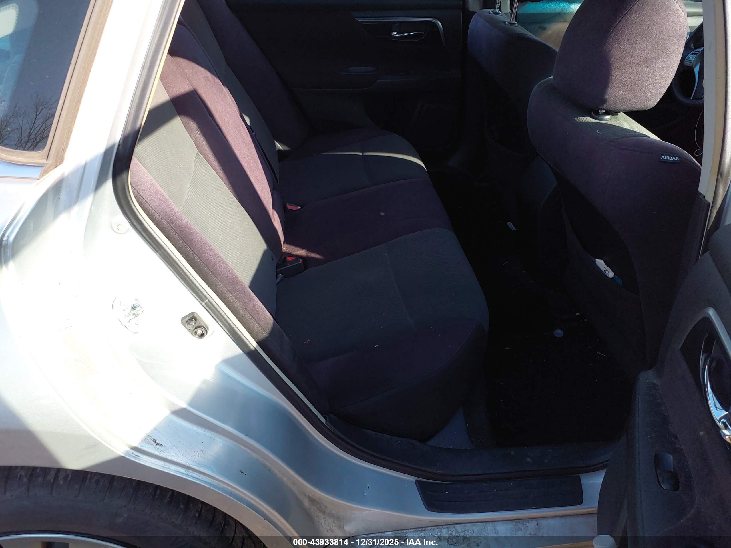 NISSAN ALTIMA image 8