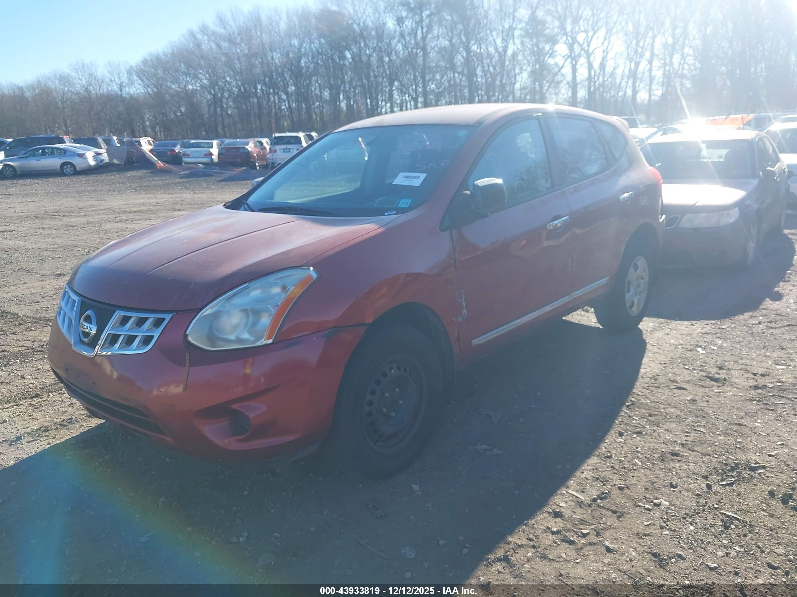 NISSAN ROGUE image 2