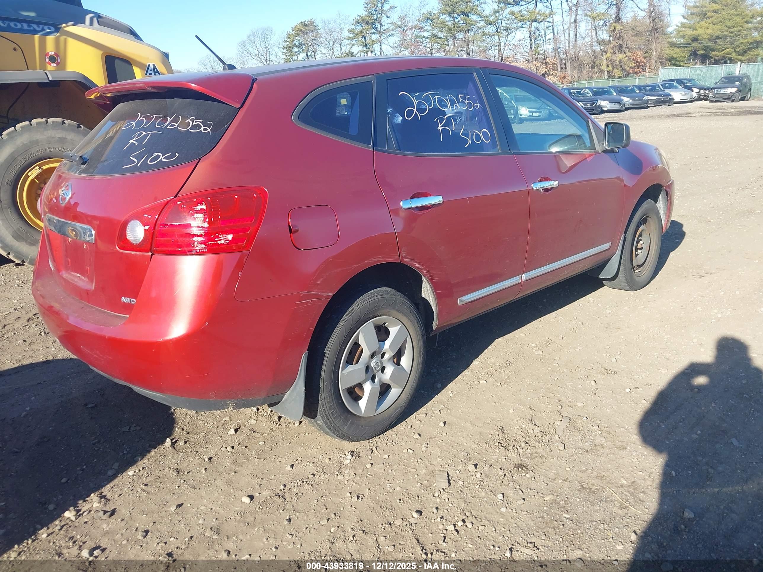 NISSAN ROGUE image 4