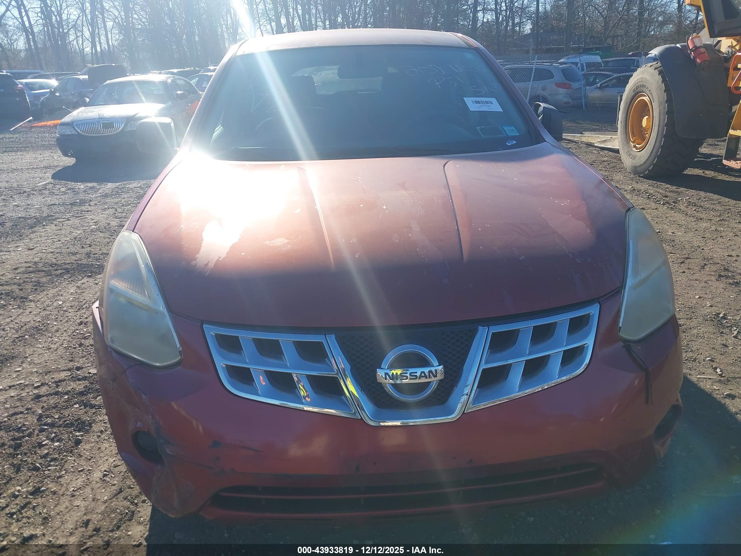 NISSAN ROGUE image 6