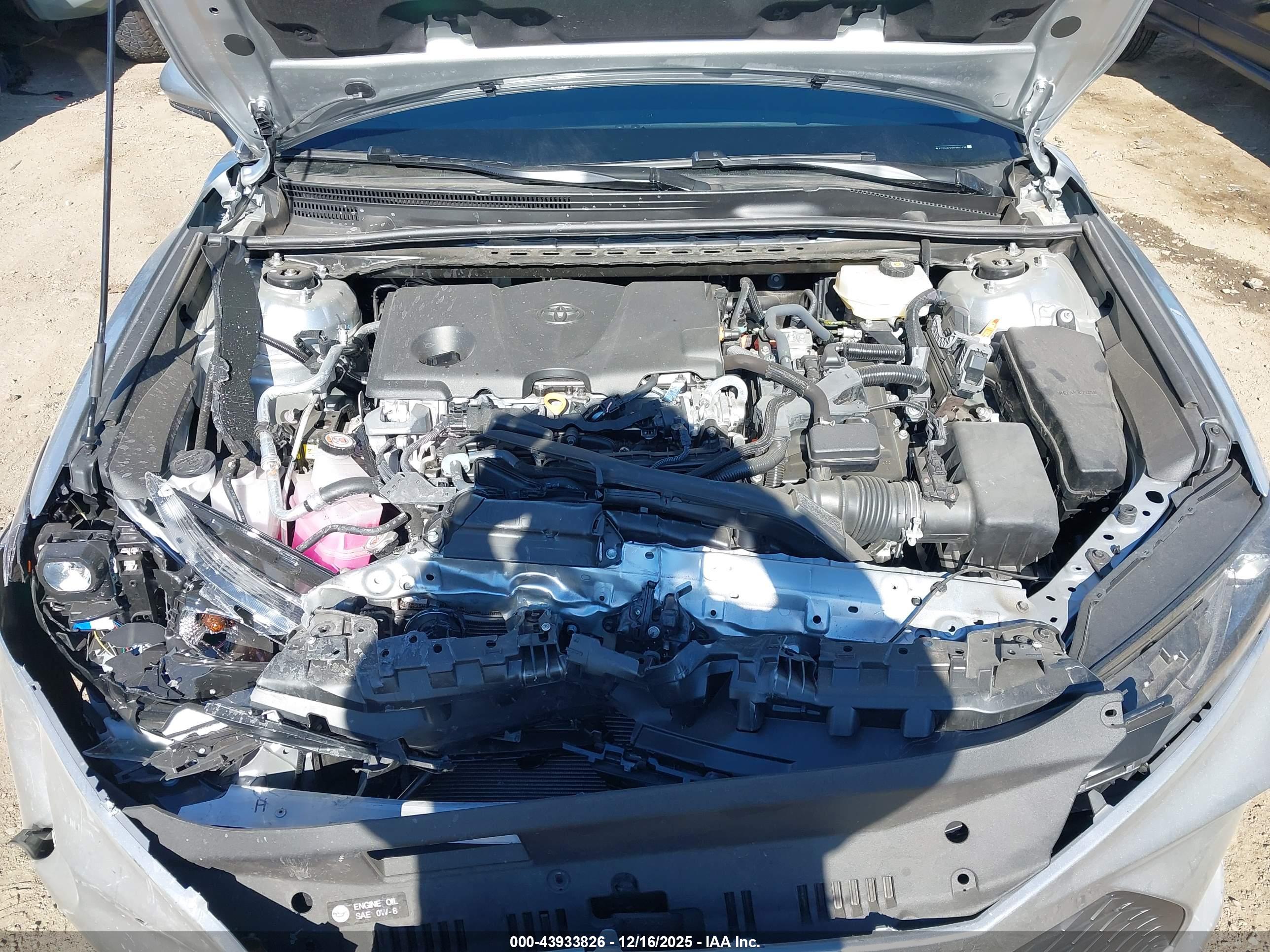 TOYOTA CAMRY image 10