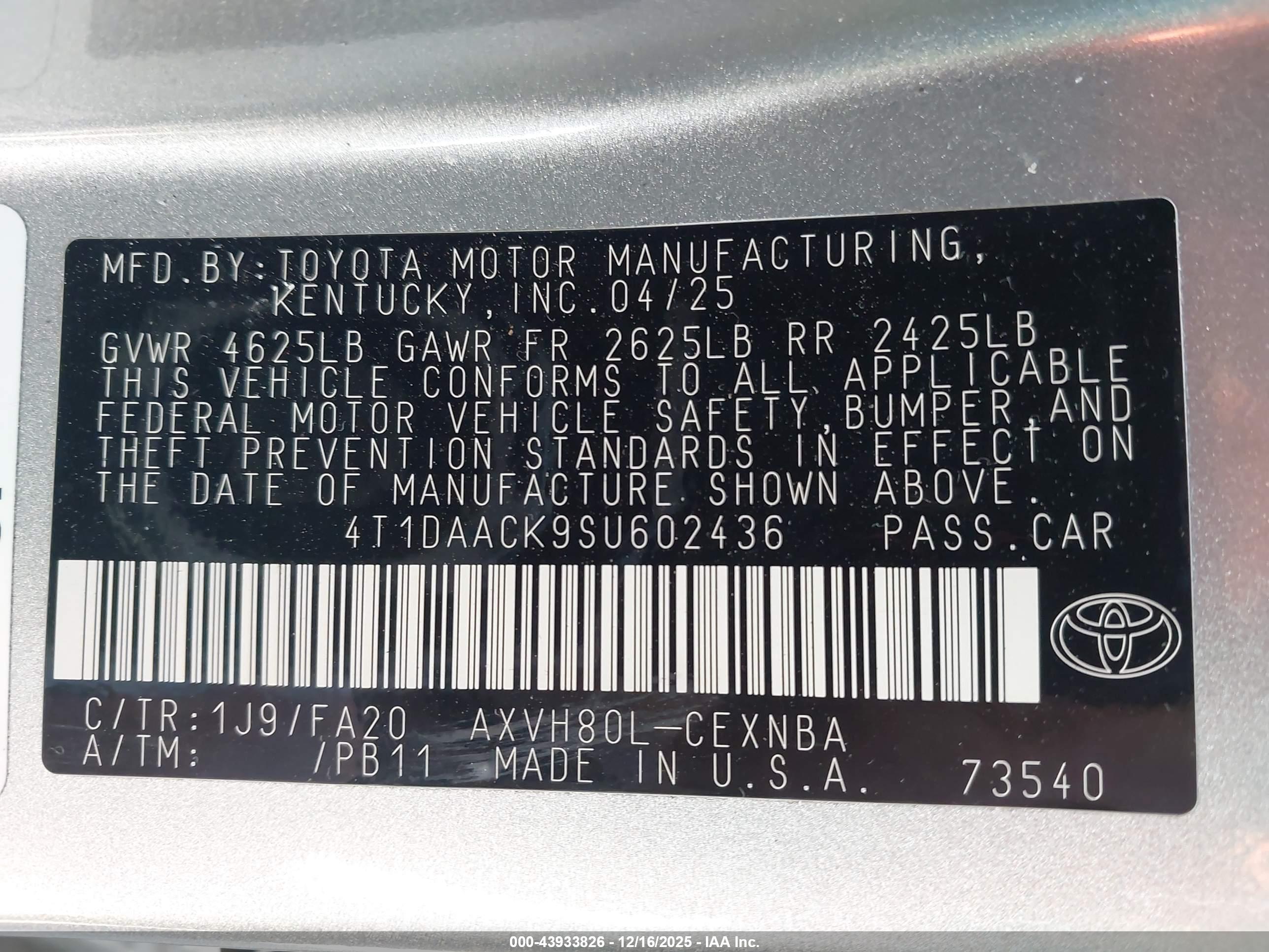 TOYOTA CAMRY image 9