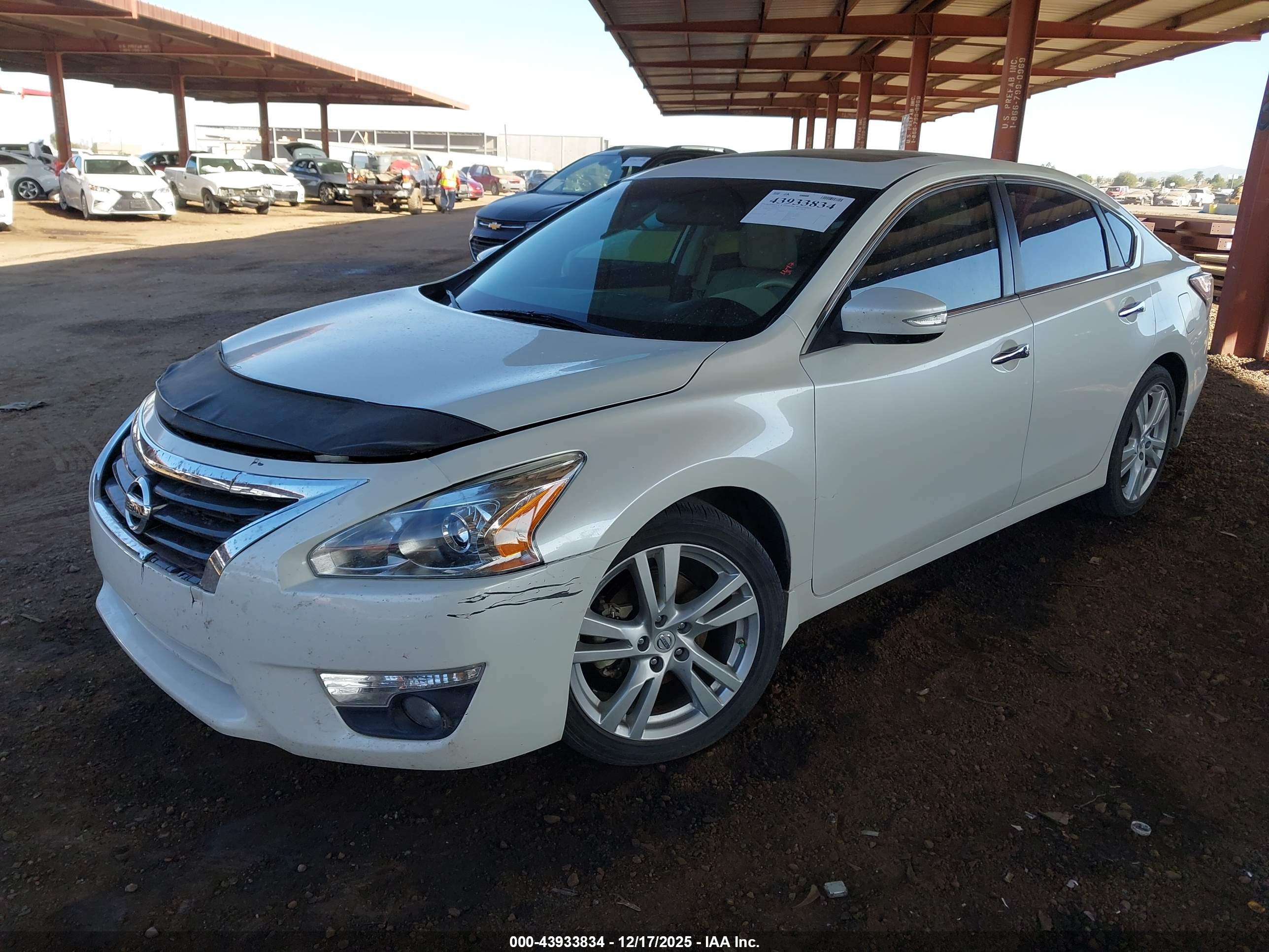 NISSAN ALTIMA image 2