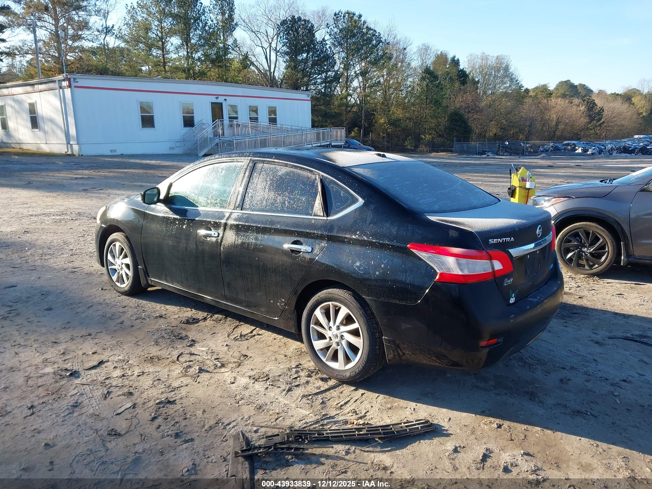 NISSAN SENTRA image 3