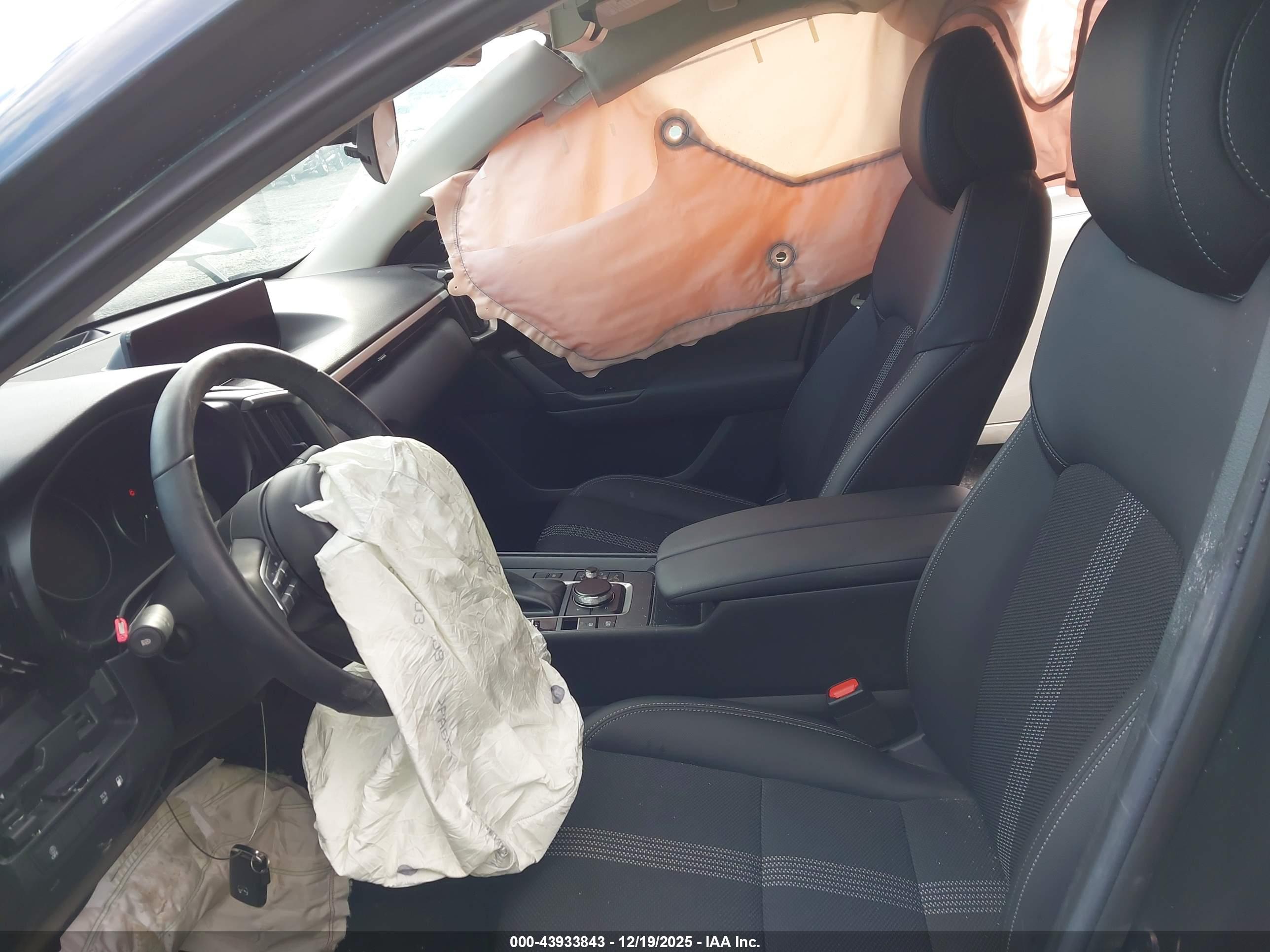 MAZDA CX-50 image 5