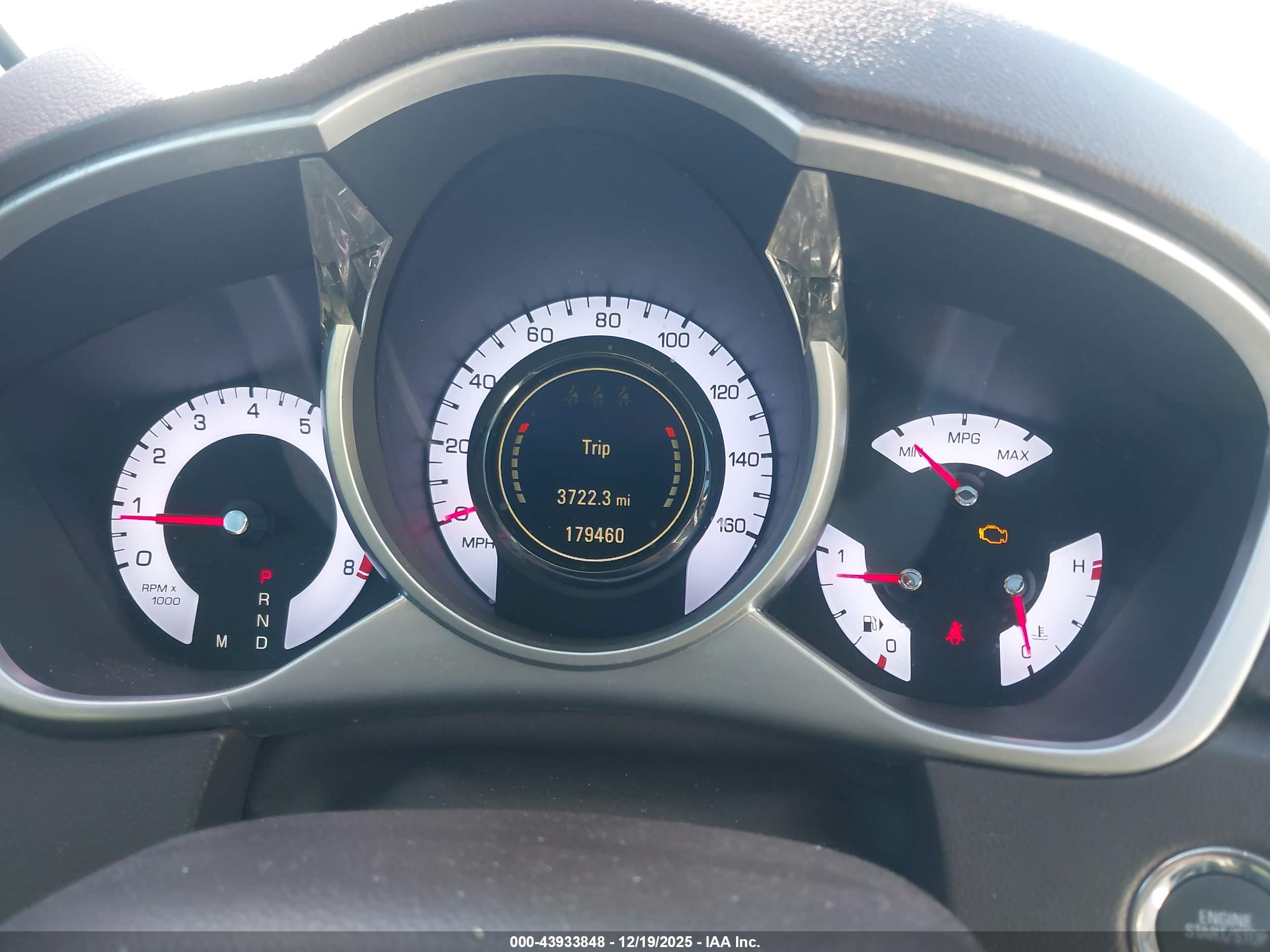 CADILLAC SRX image 7