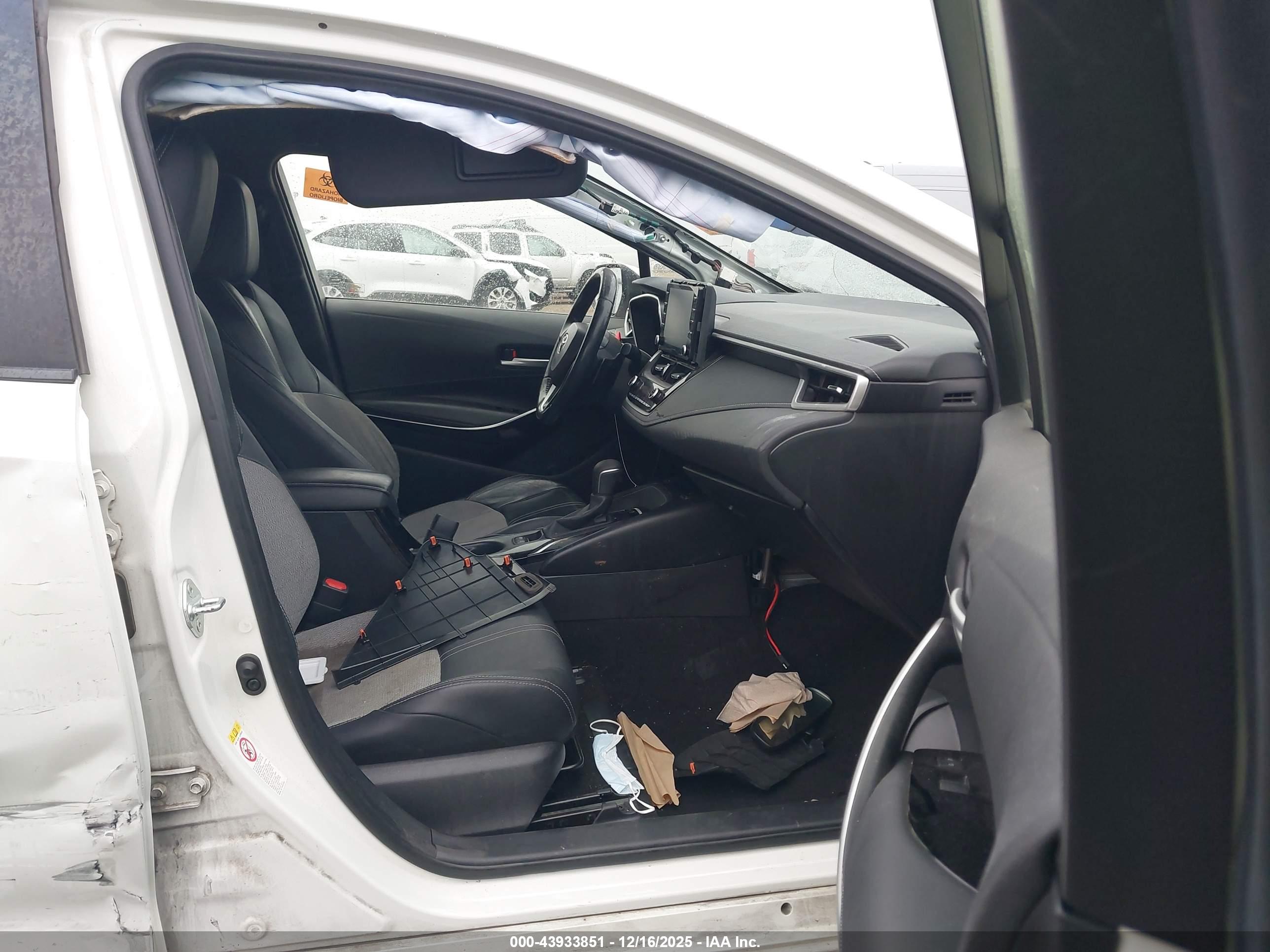 TOYOTA COROLLA image 5