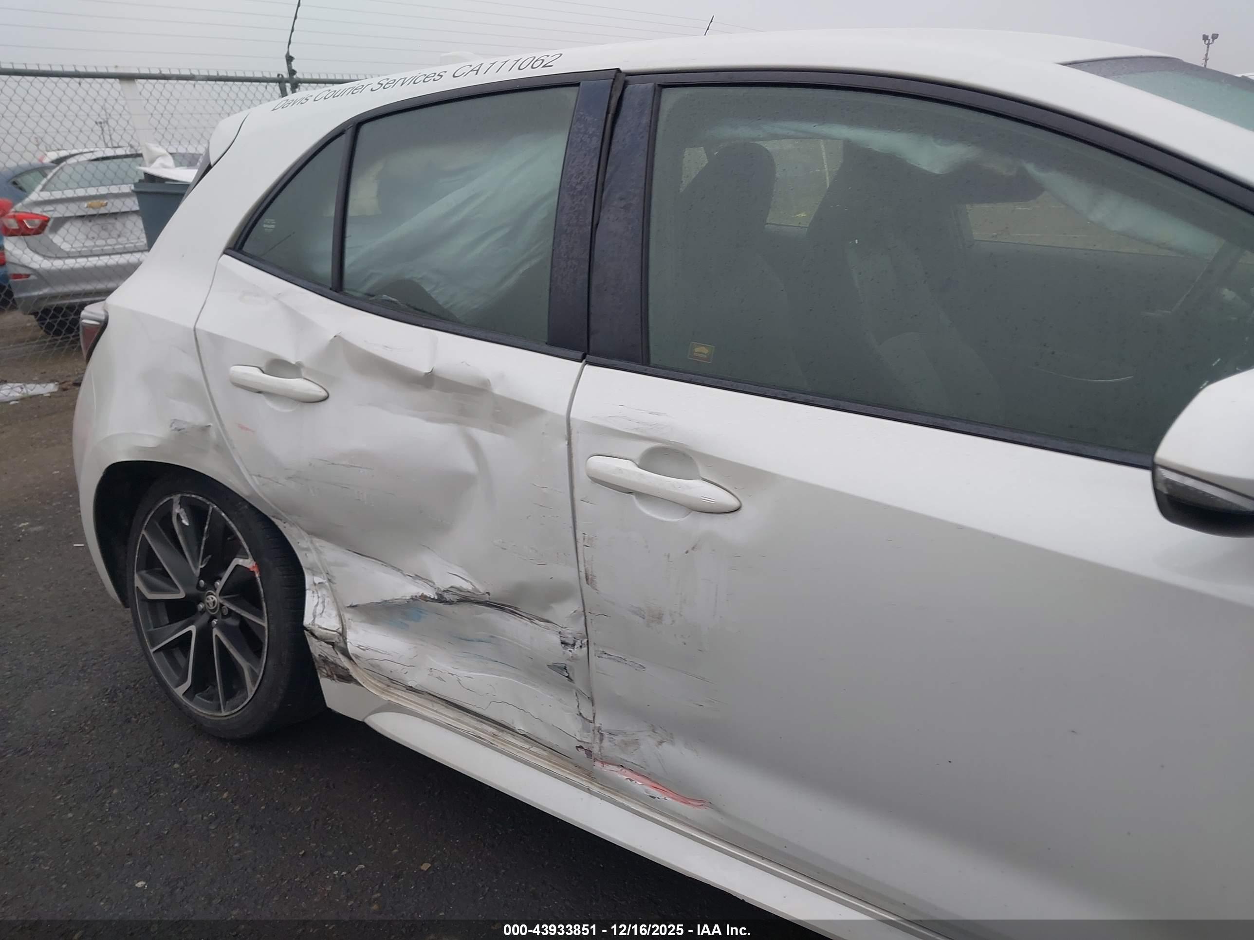 TOYOTA COROLLA image 6
