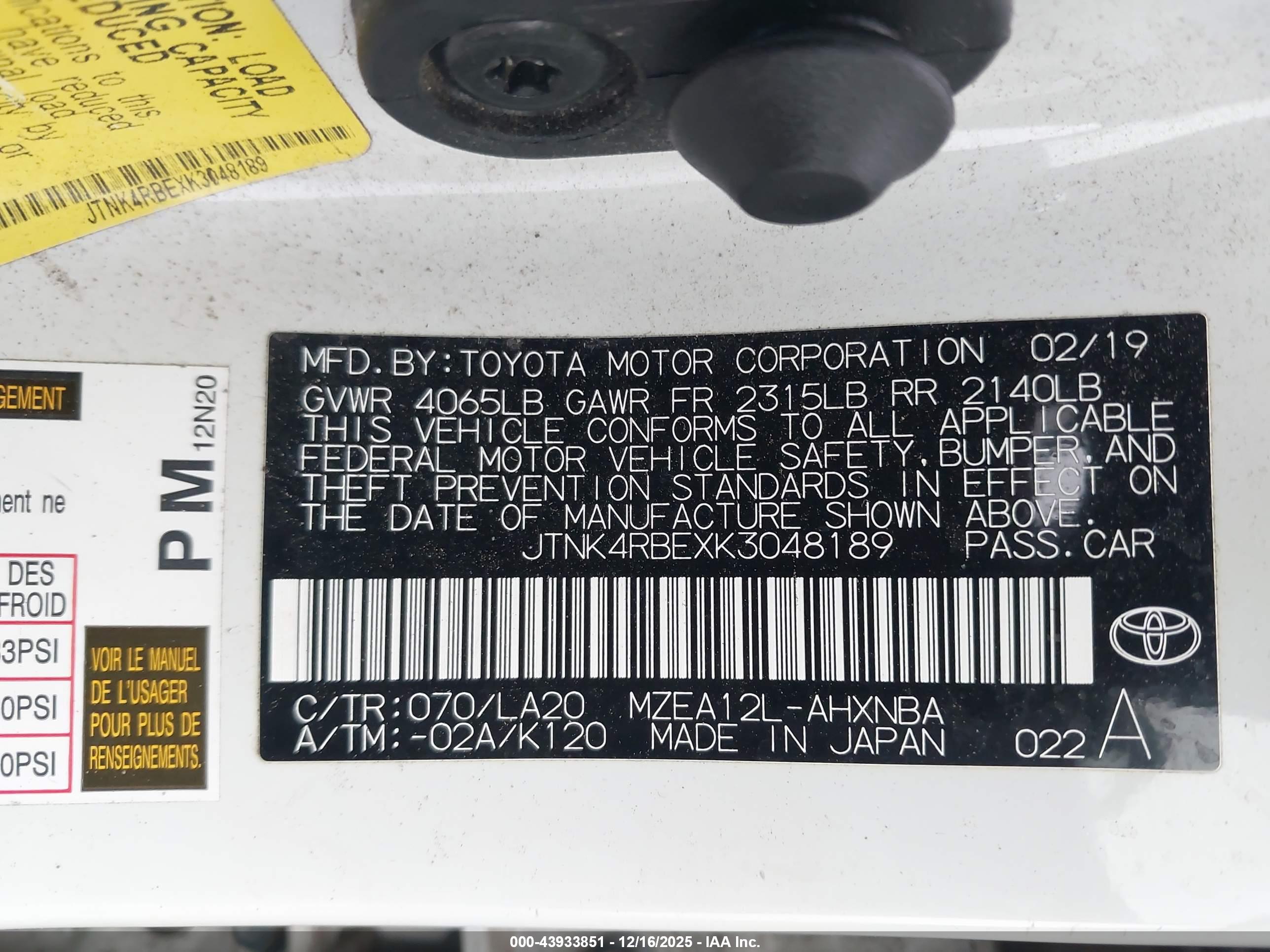 TOYOTA COROLLA image 9