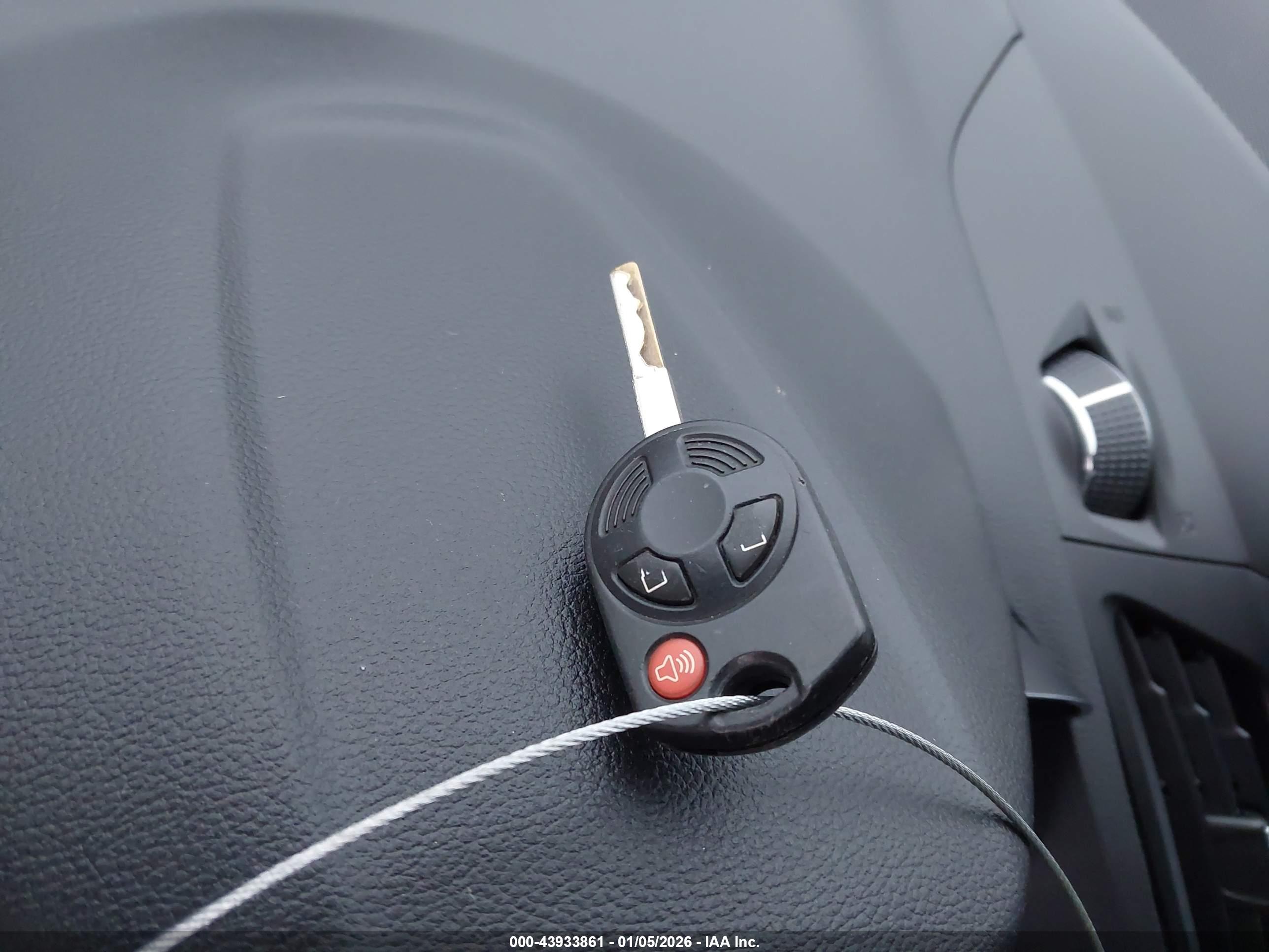 FORD ESCAPE image 11