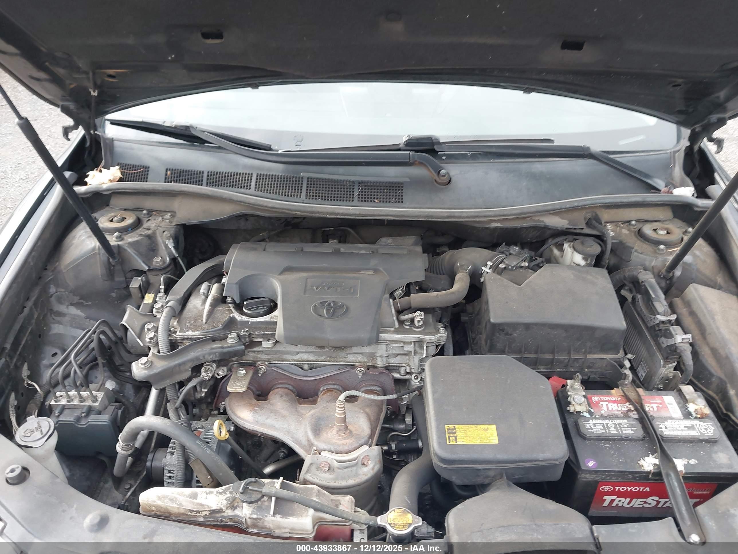 TOYOTA CAMRY image 10