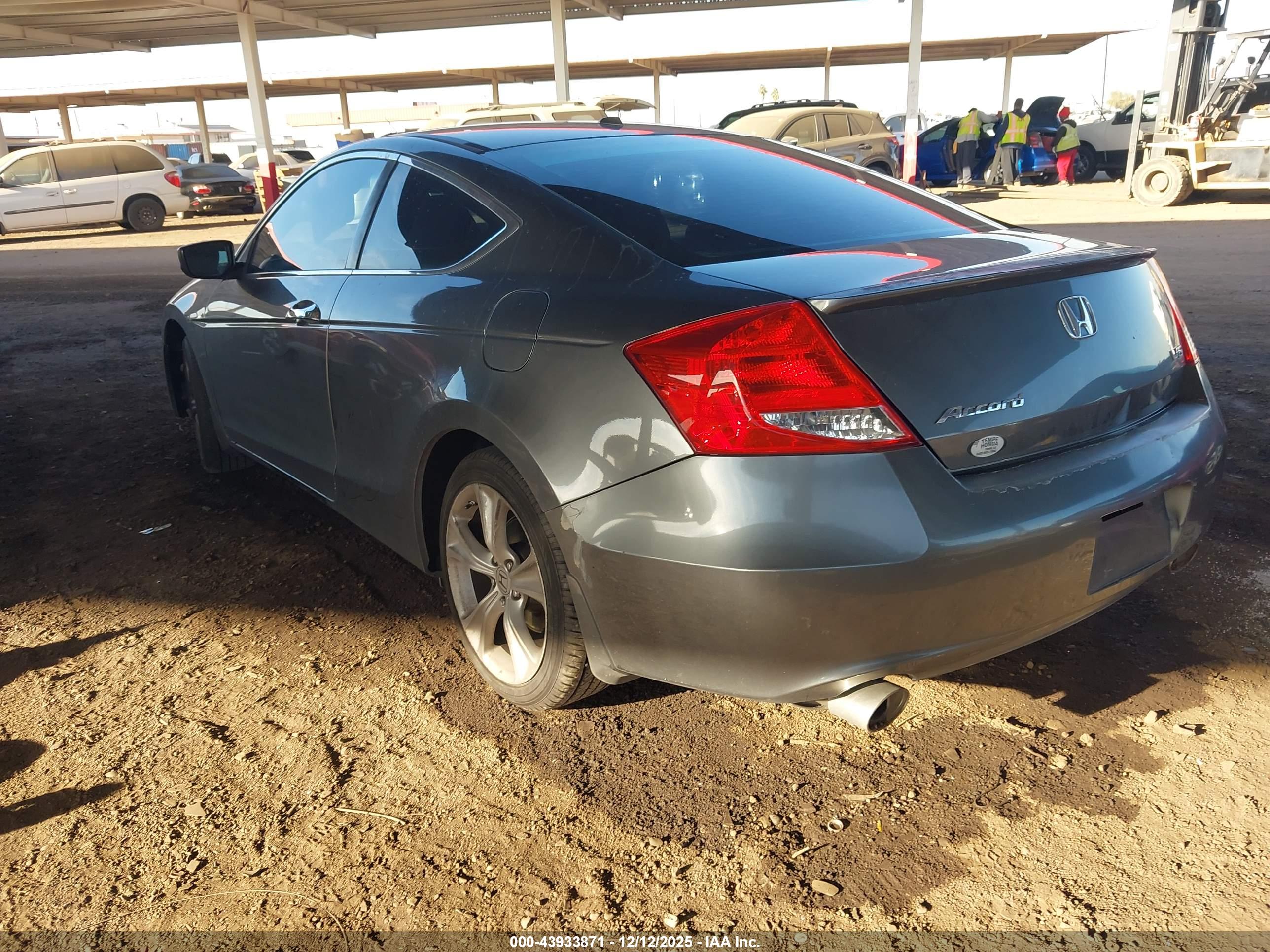 HONDA ACCORD image 3