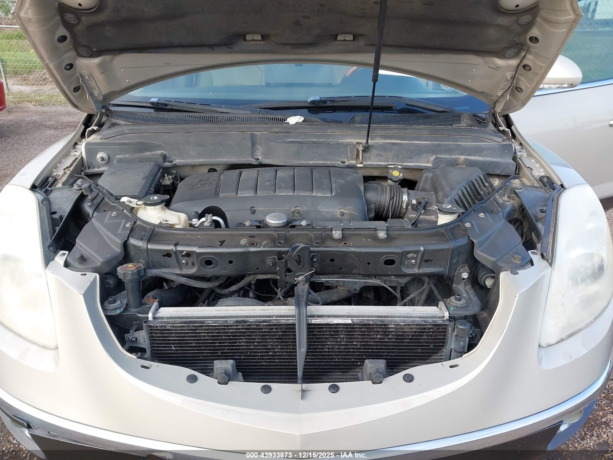 BUICK ENCLAVE image 10