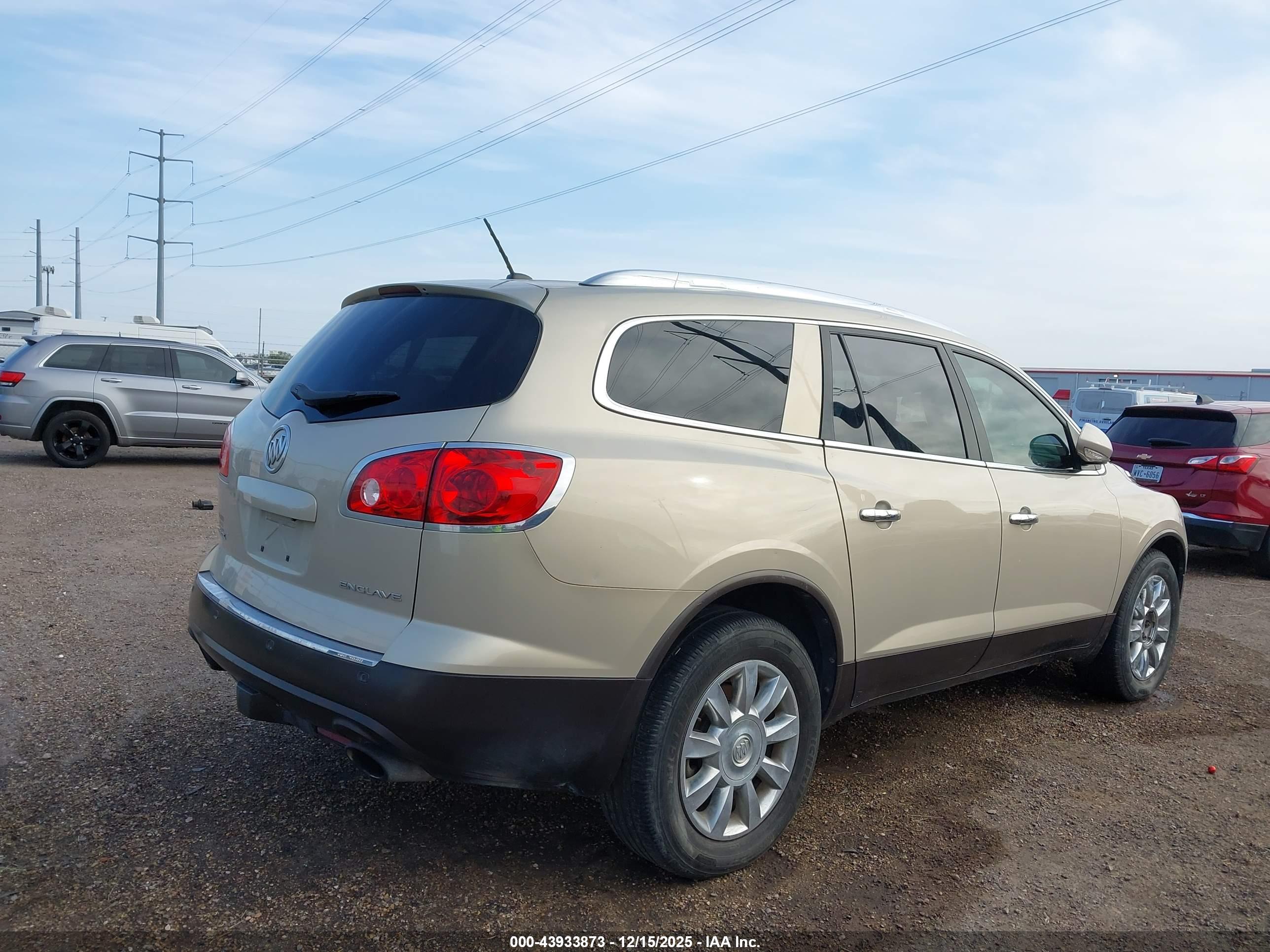 BUICK ENCLAVE image 4