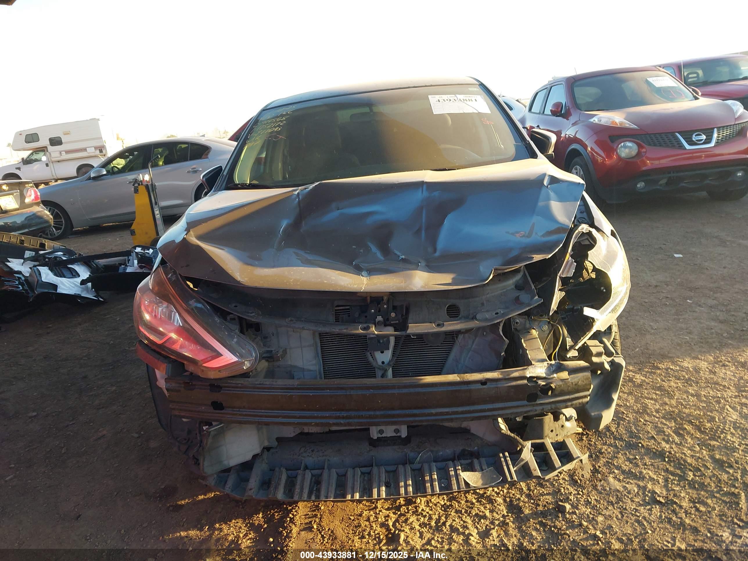 NISSAN SENTRA image 6