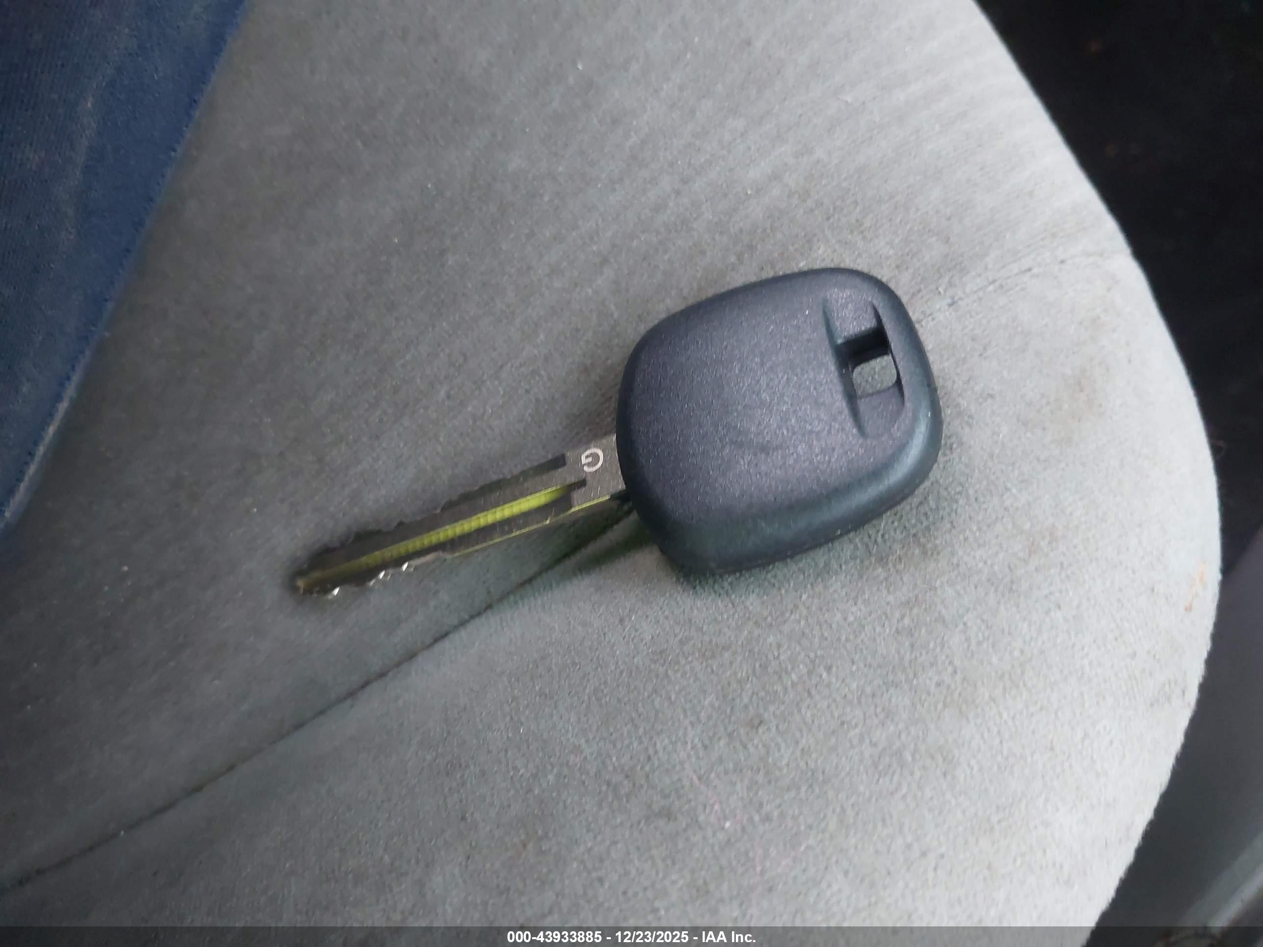 TOYOTA COROLLA image 11