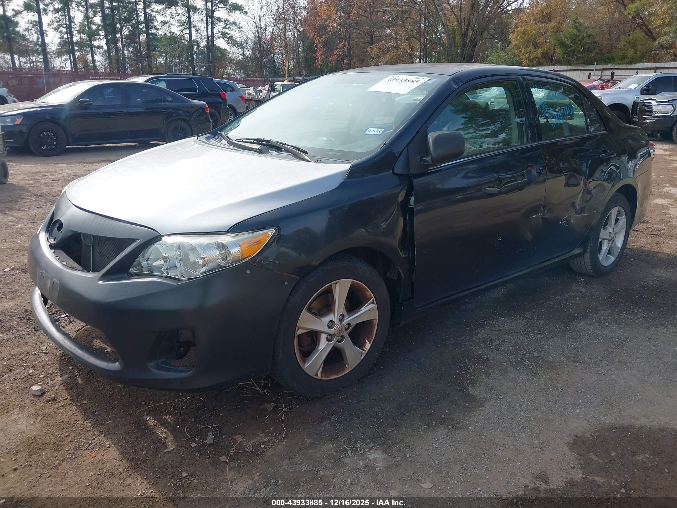 TOYOTA COROLLA image 2