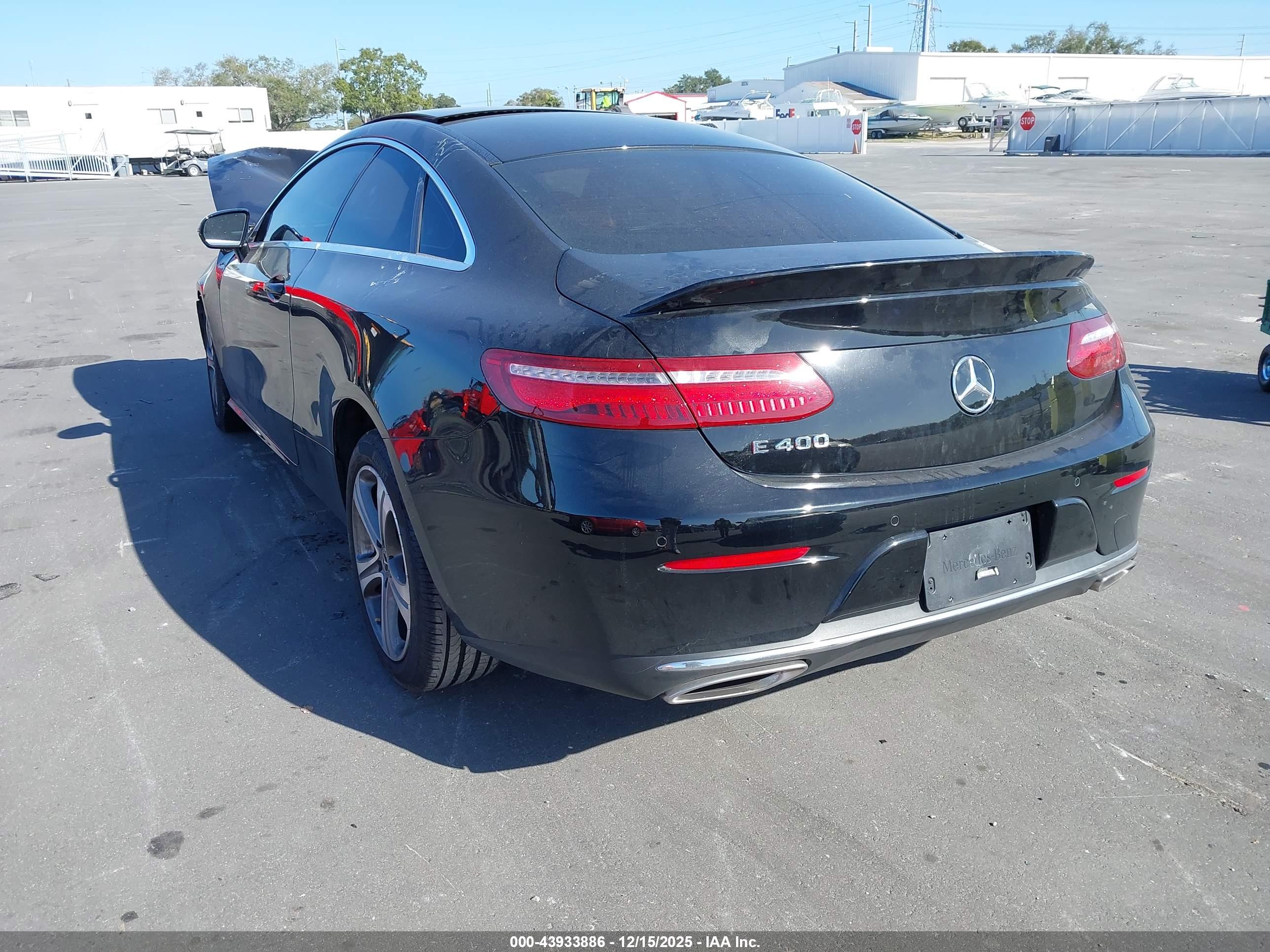 MERCEDES-BENZ E image 3