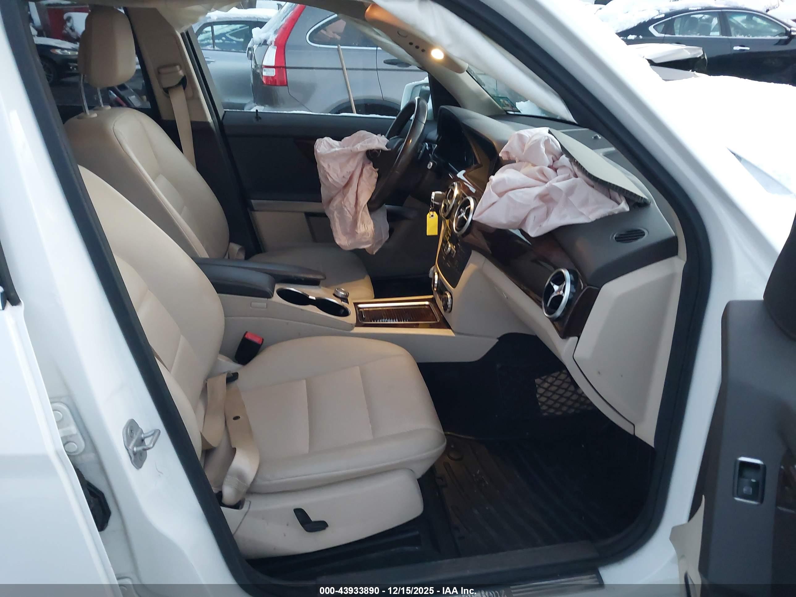 MERCEDES-BENZ GLK image 5