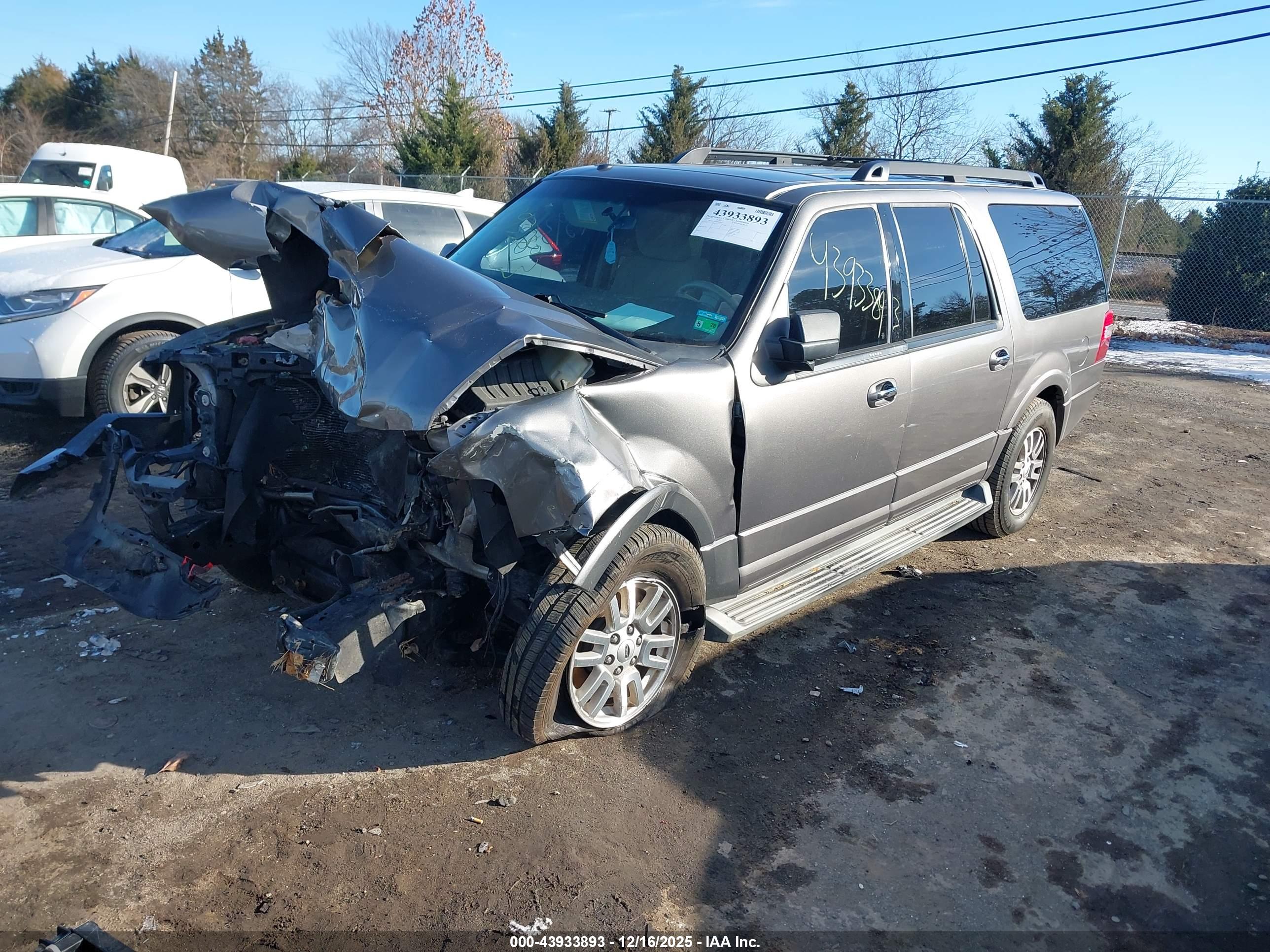 FORD EXPEDITION image 2
