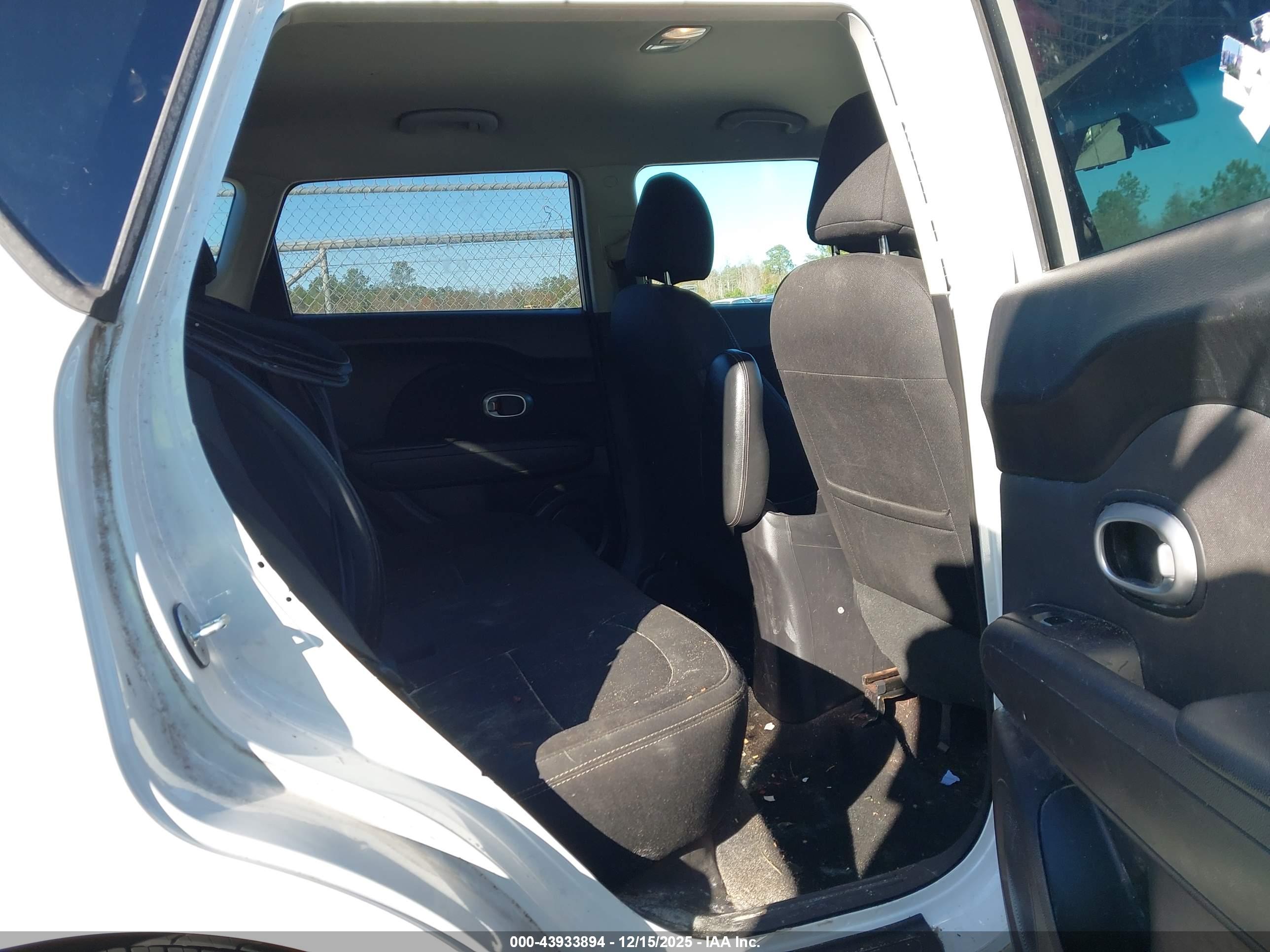 KIA SOUL image 8