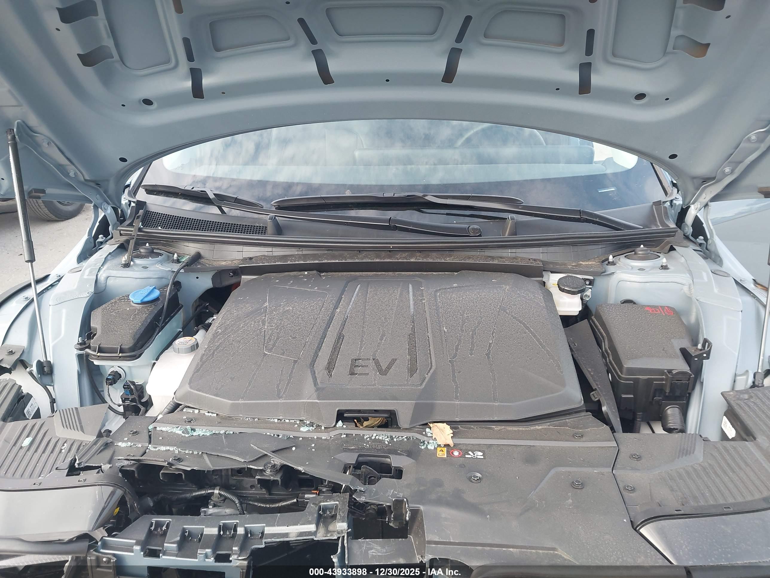 HYUNDAI IONIQ image 10