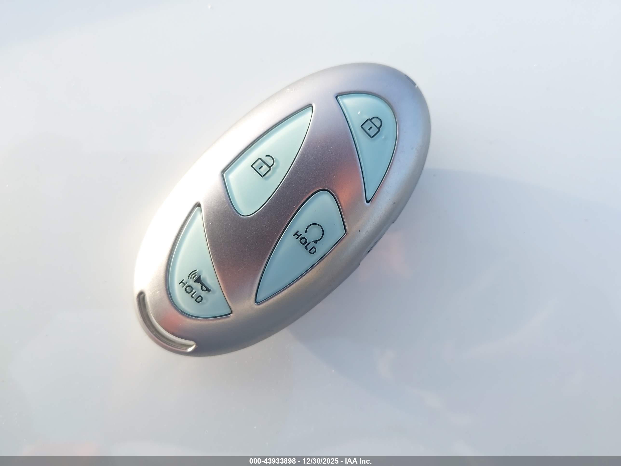 HYUNDAI IONIQ image 11