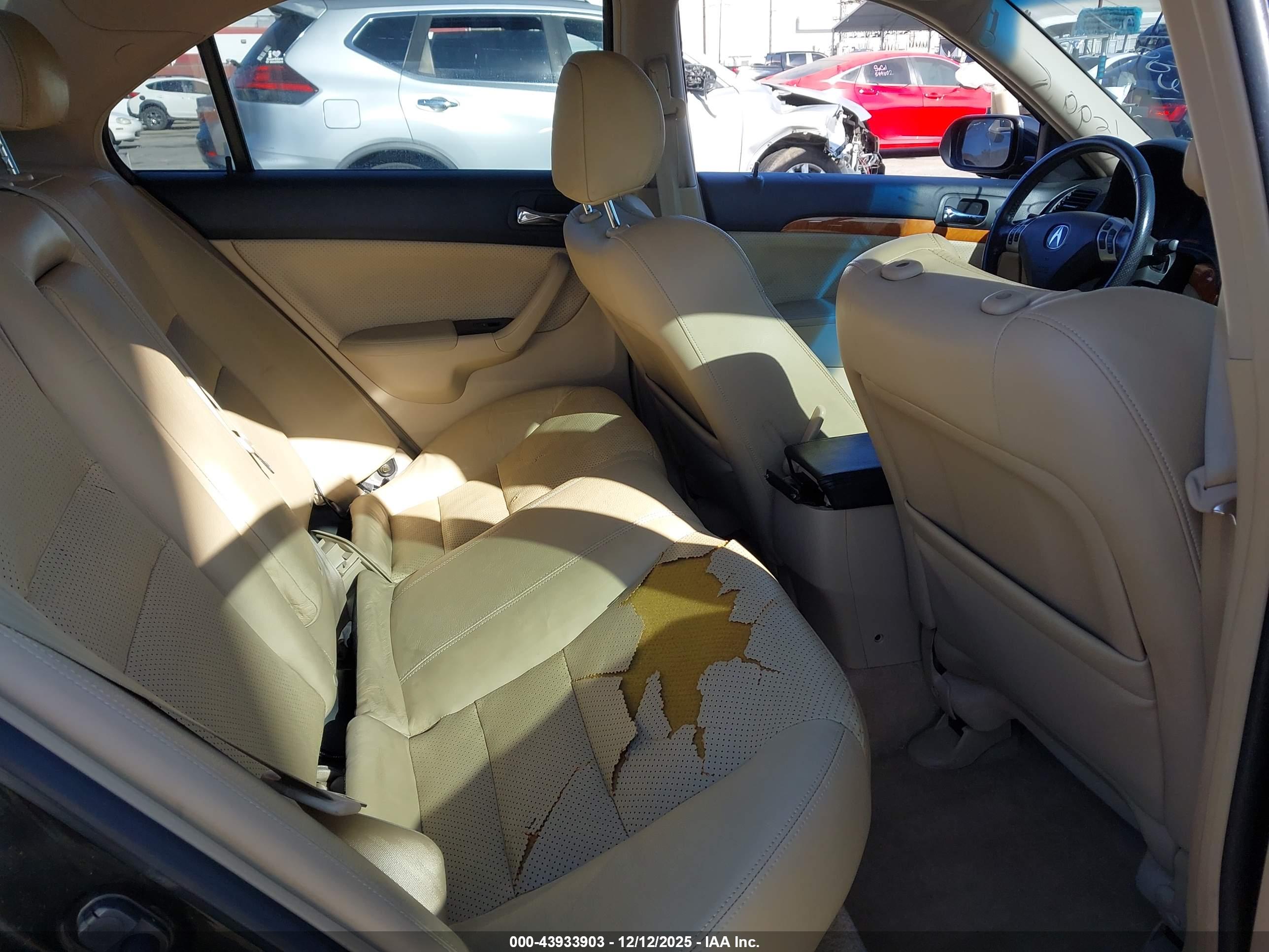 ACURA TSX image 8