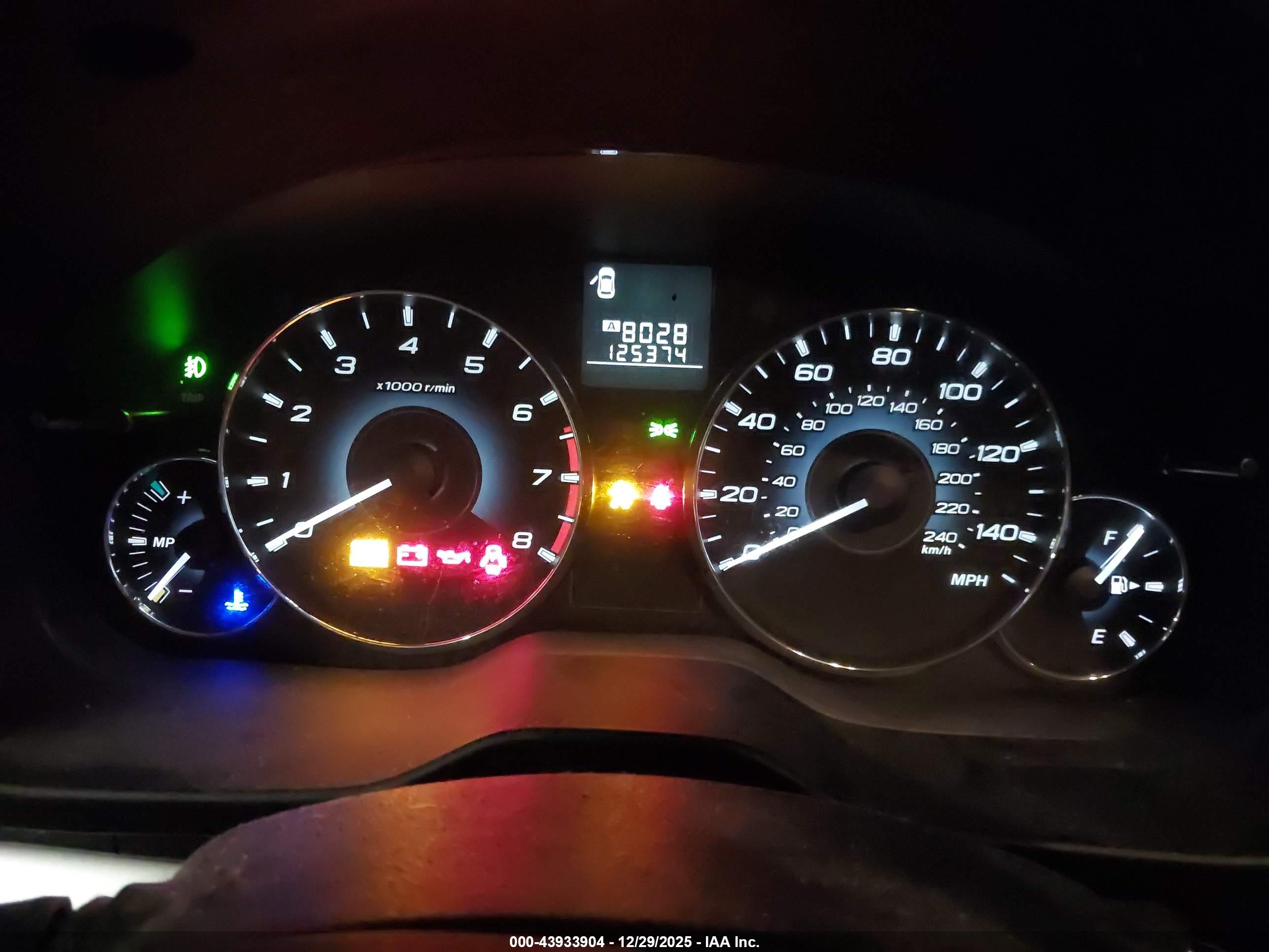 SUBARU OUTBACK image 7