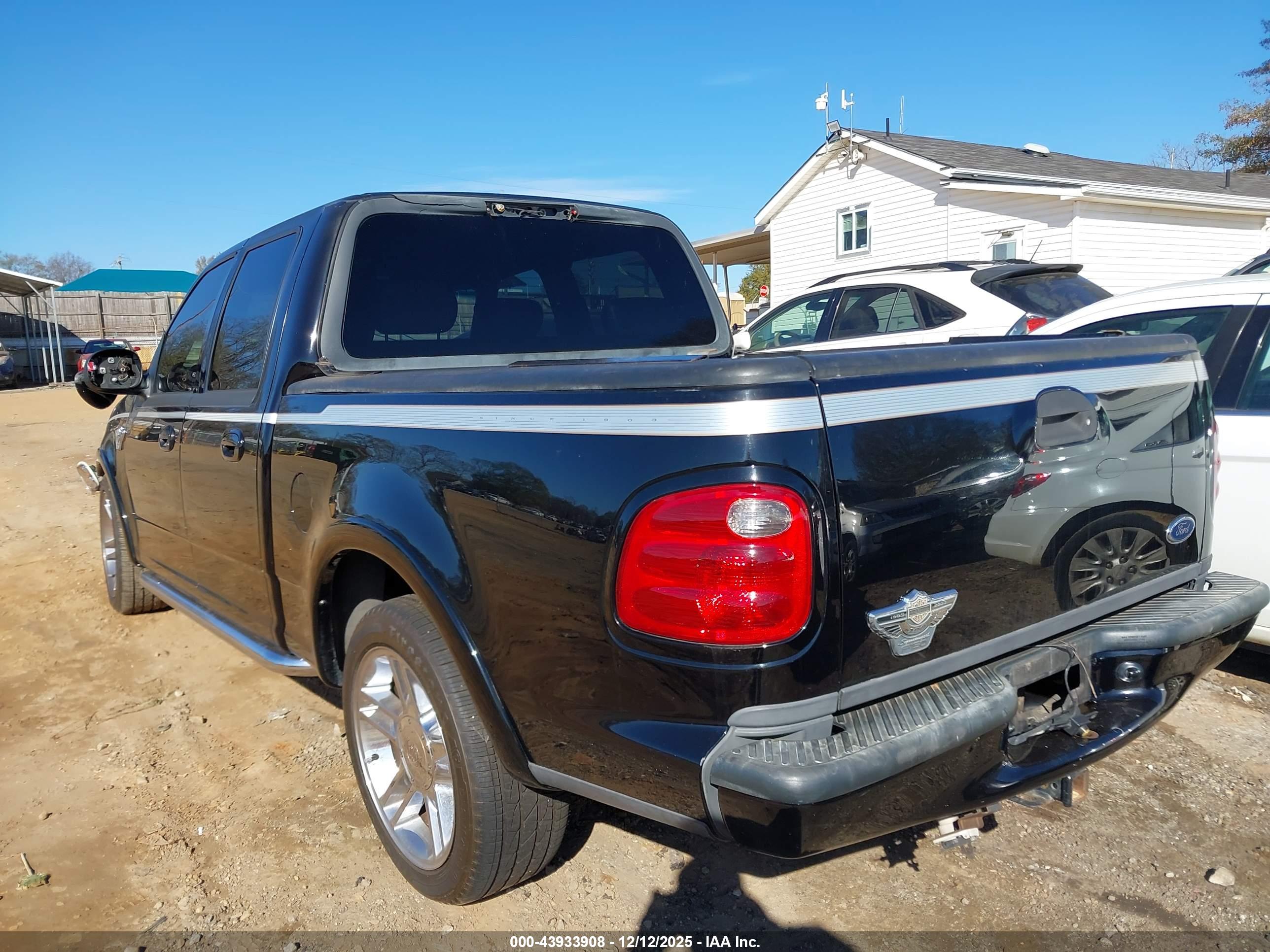 FORD F-150 image 3