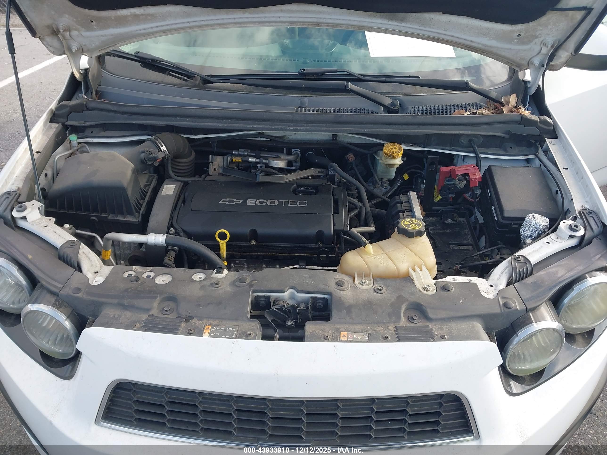 CHEVROLET SONIC image 10