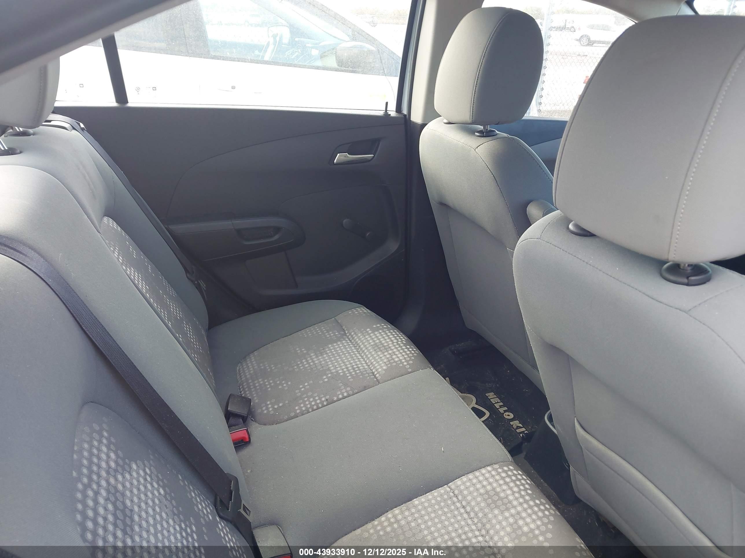 CHEVROLET SONIC image 8