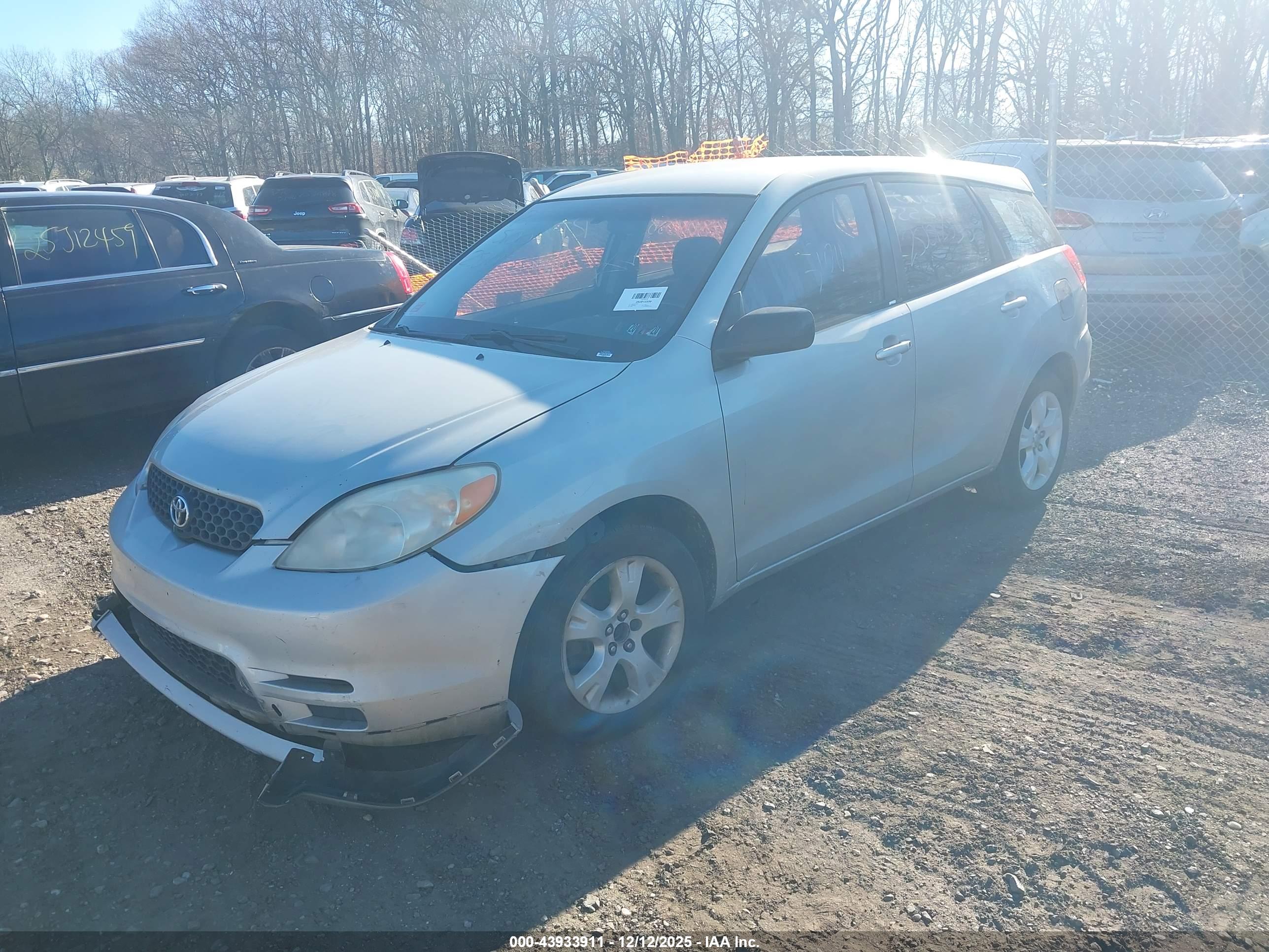 TOYOTA MATRIX image 2