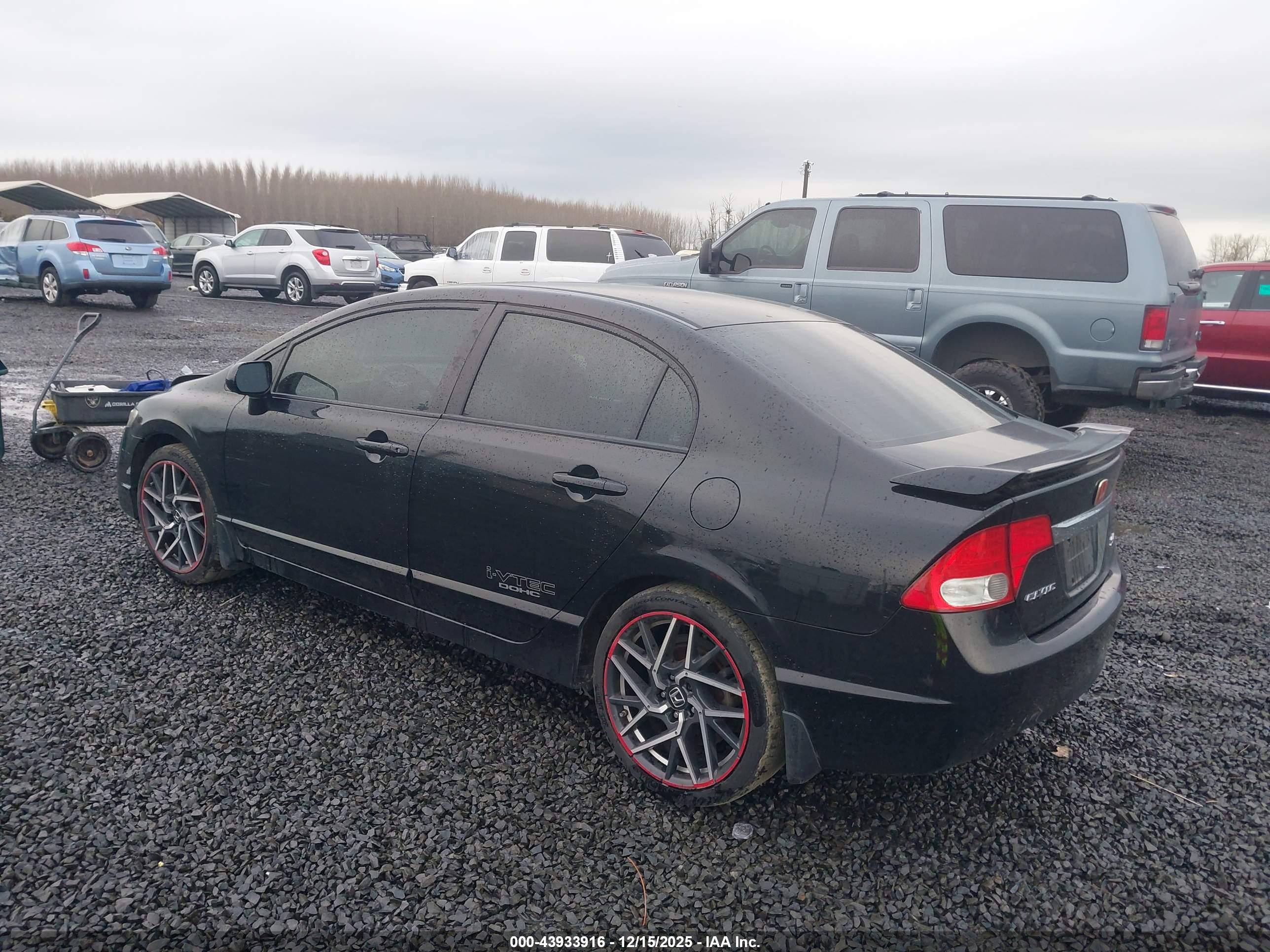 HONDA CIVIC image 3