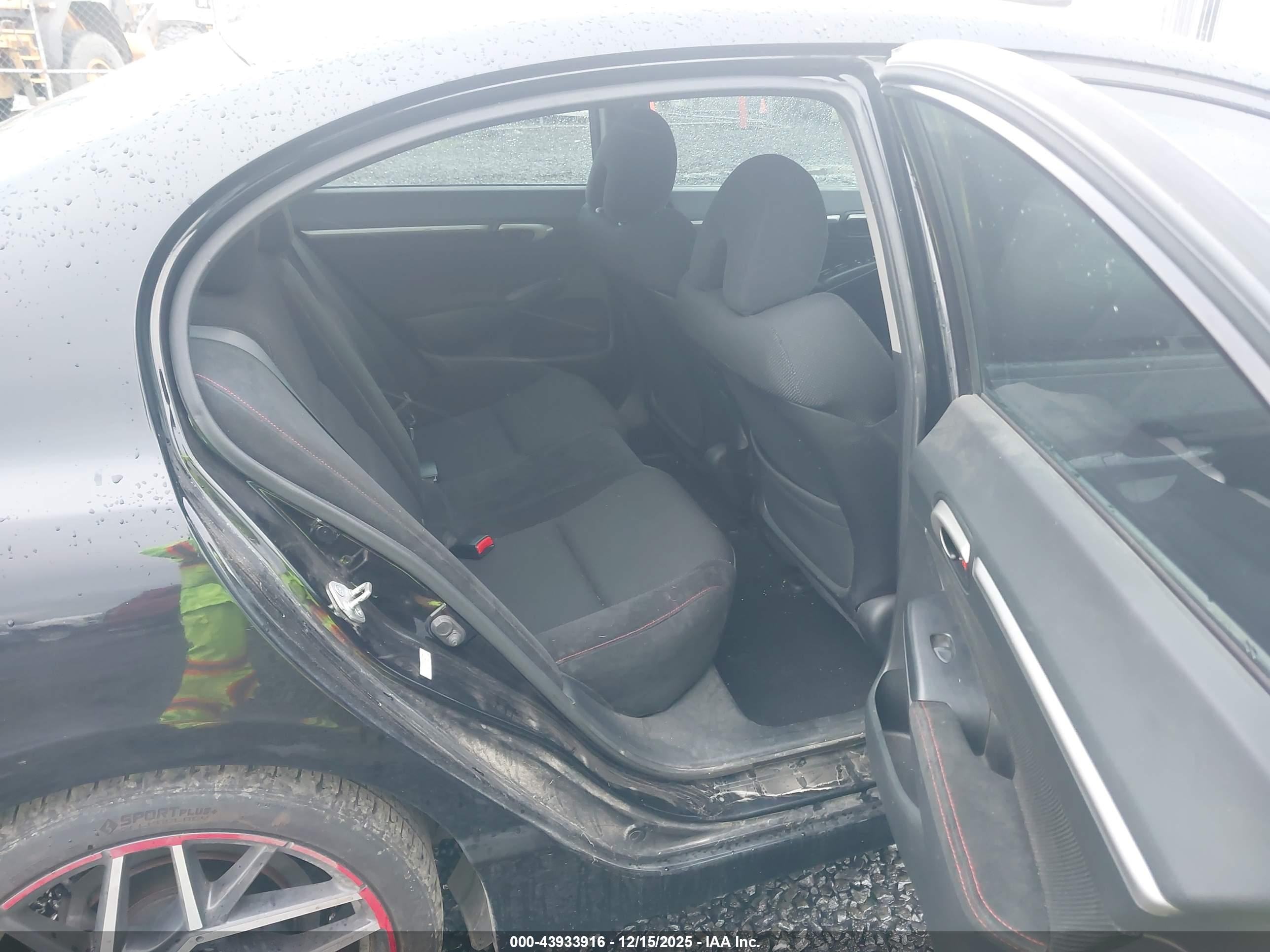 HONDA CIVIC image 8