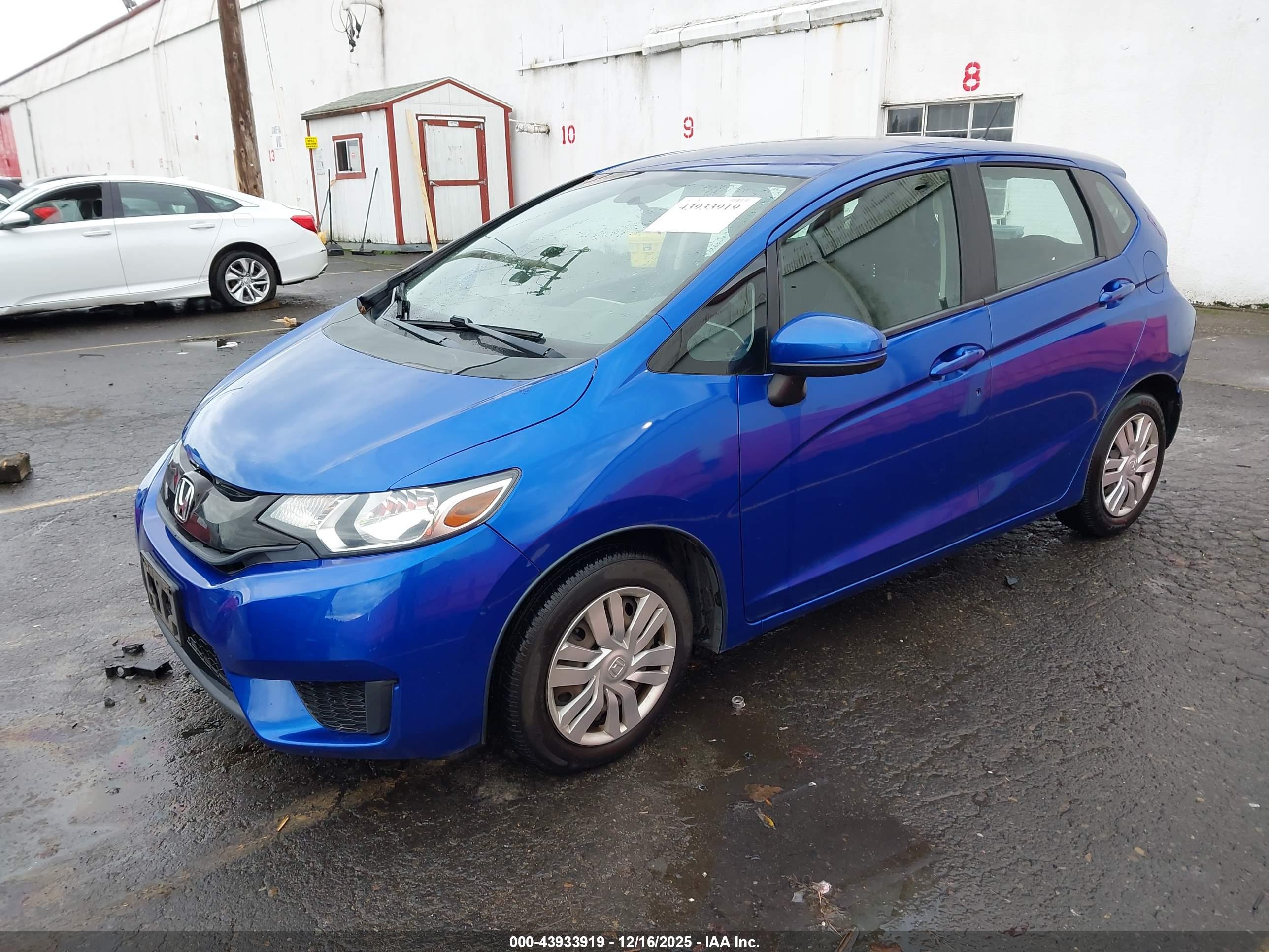 HONDA FIT image 2
