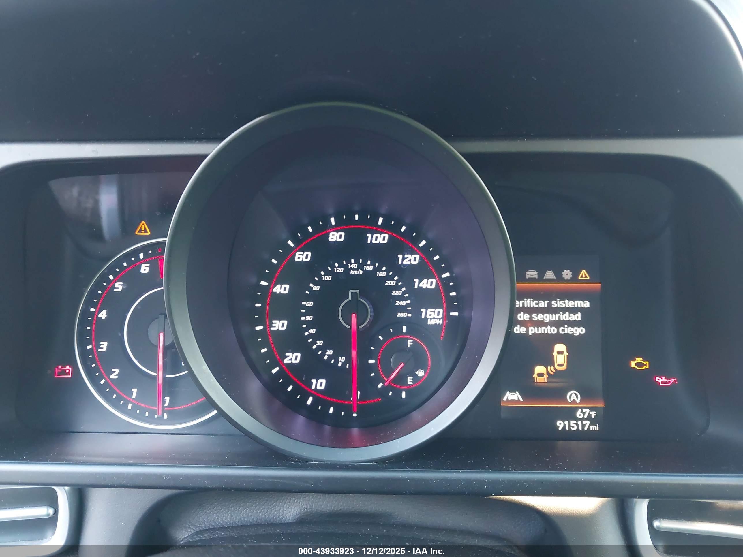 HYUNDAI ELANTRA image 7