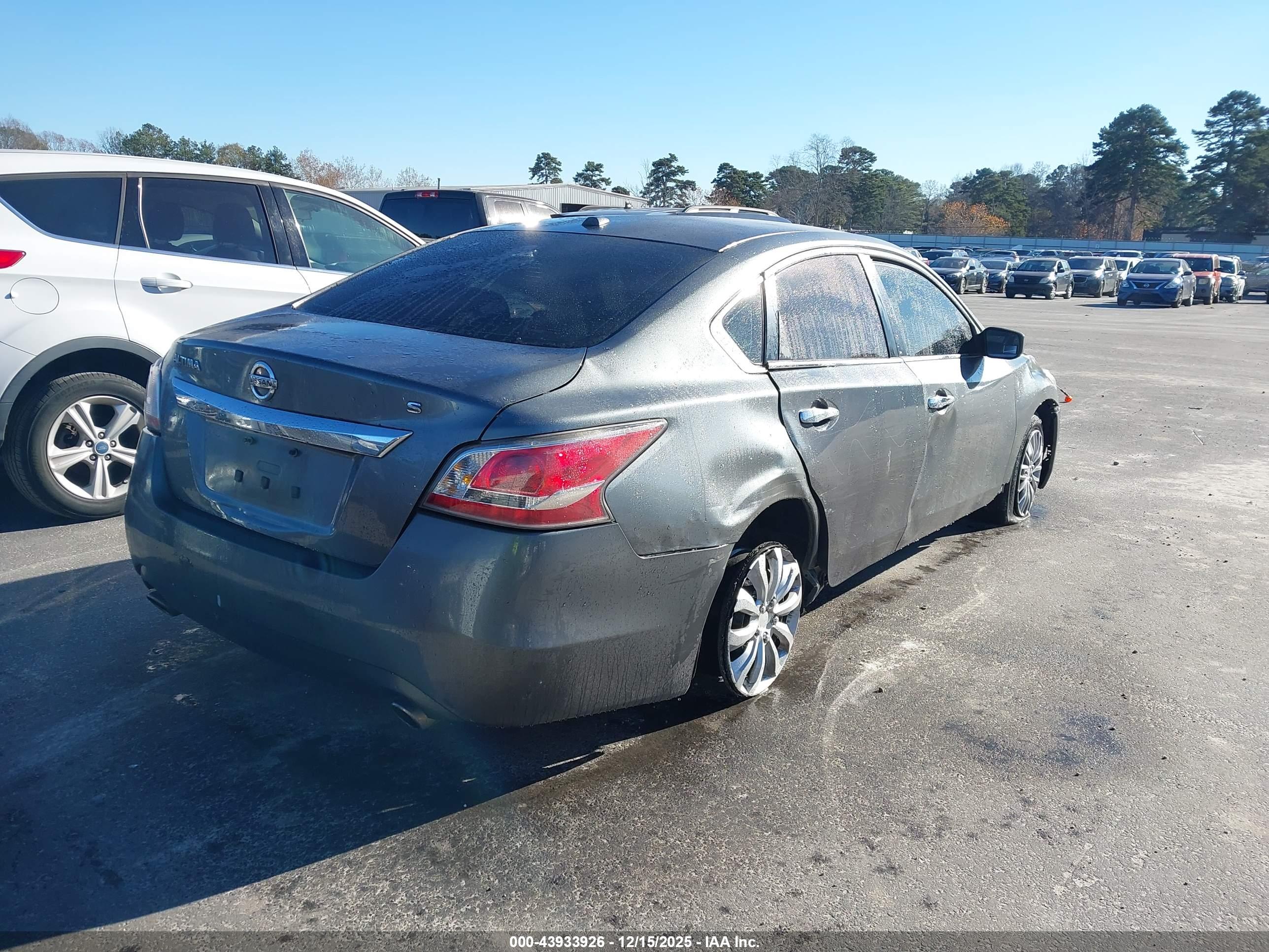 NISSAN ALTIMA image 4